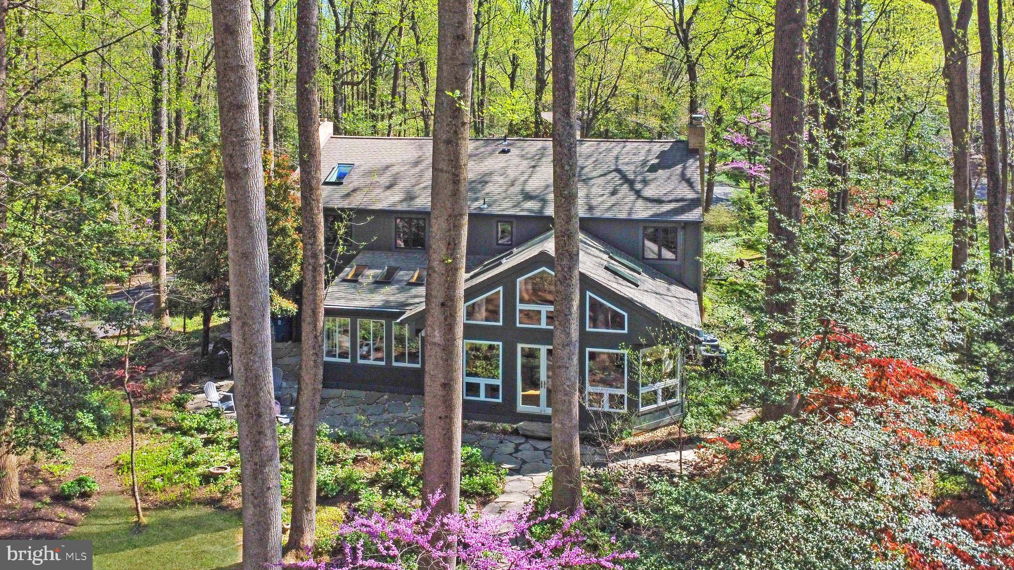 3214 FOXVALE DRIVE