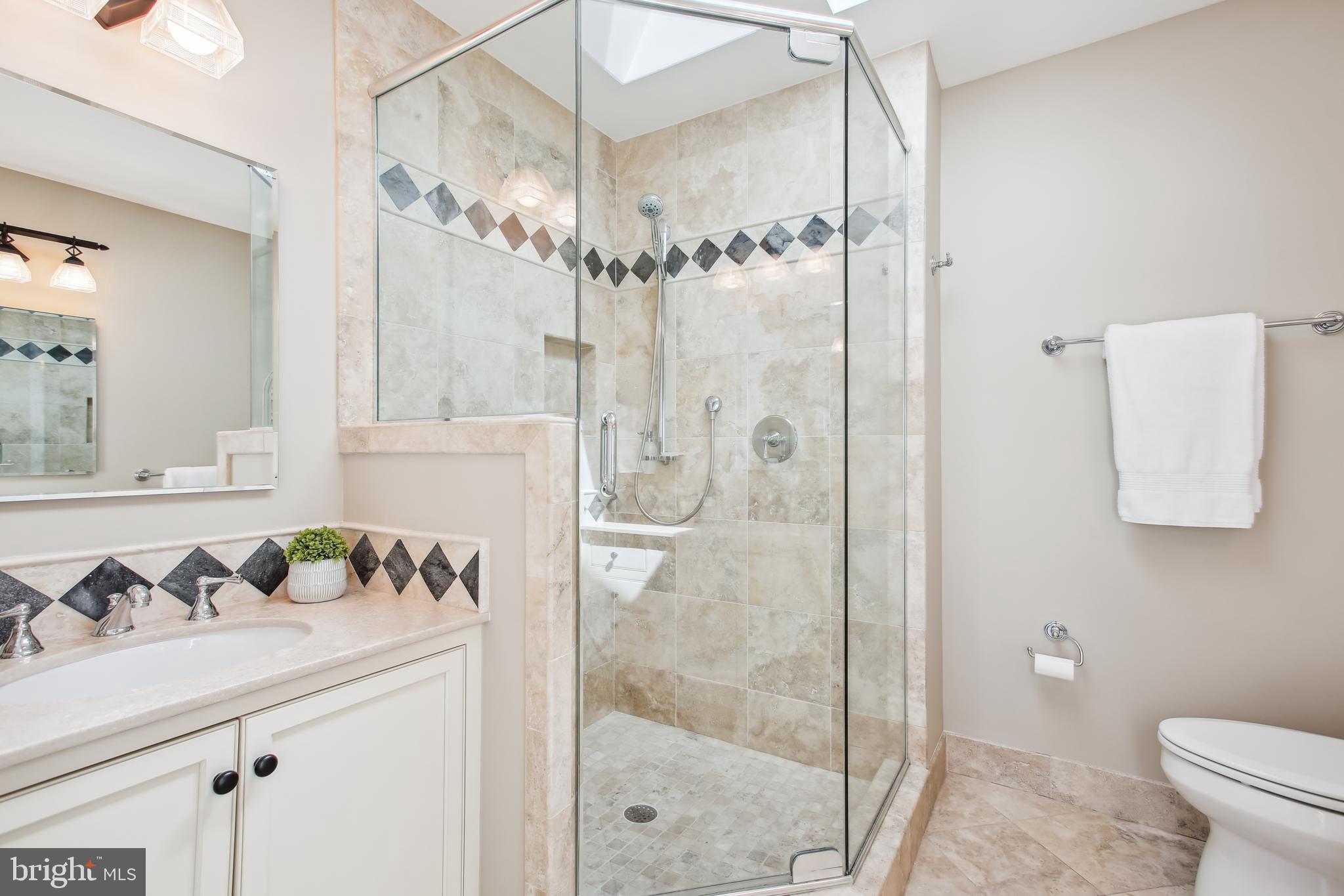 6210 KILCULLEN DRIVE