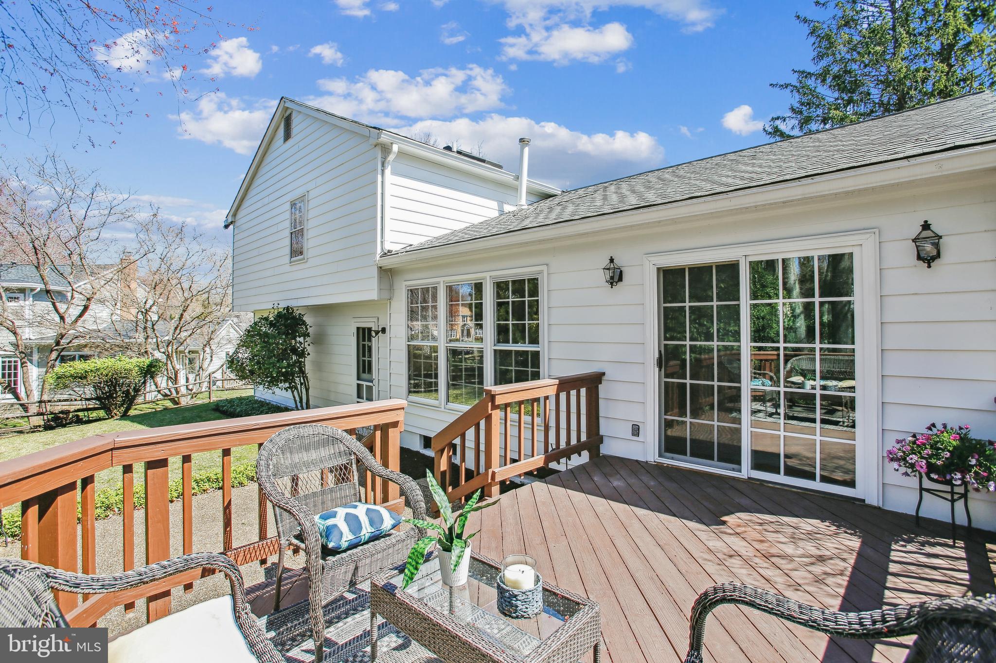 6210 KILCULLEN DRIVE