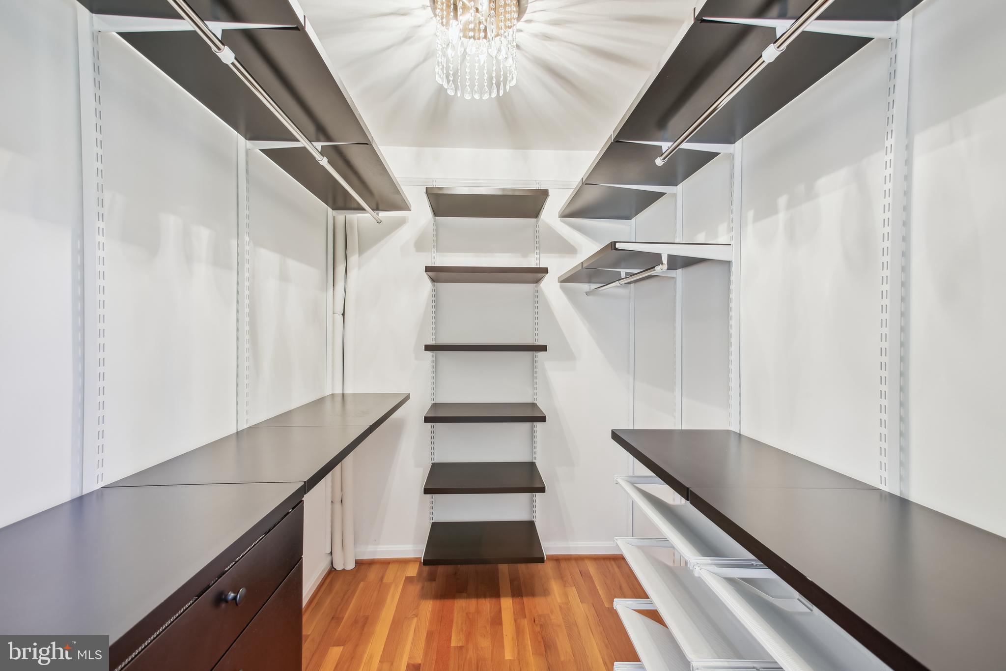 6210 KILCULLEN DRIVE