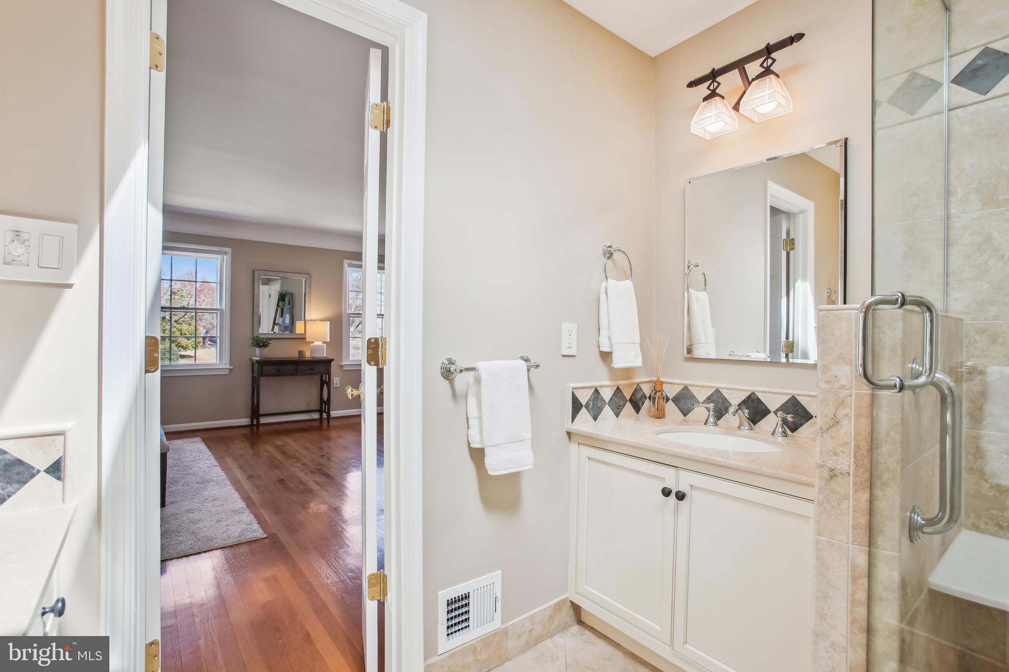 6210 KILCULLEN DRIVE