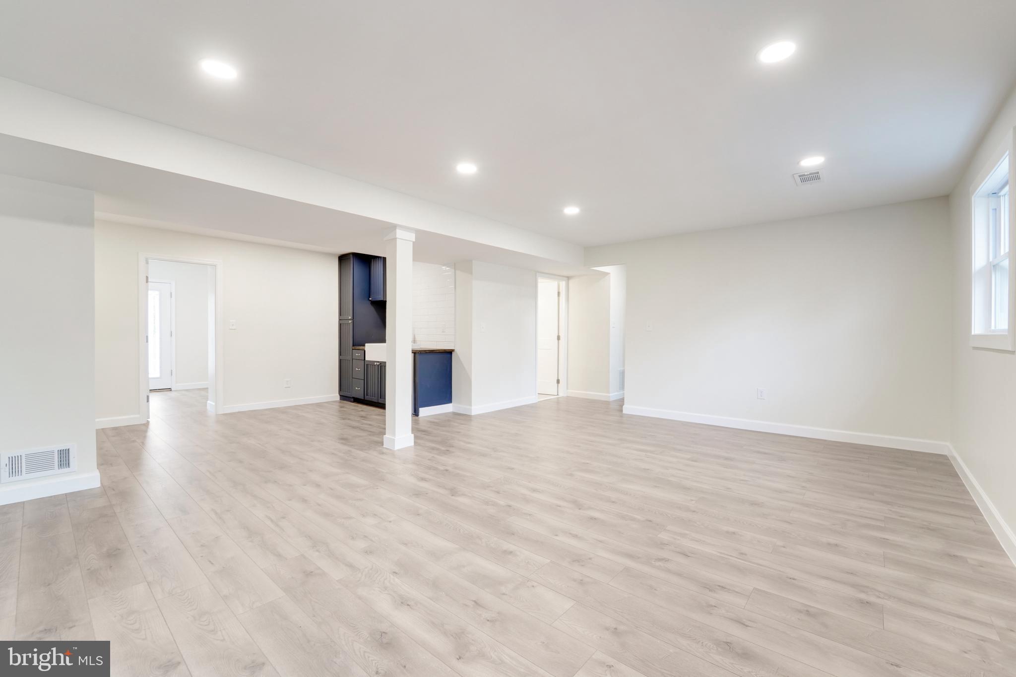 5037 PORTSMOUTH ROAD