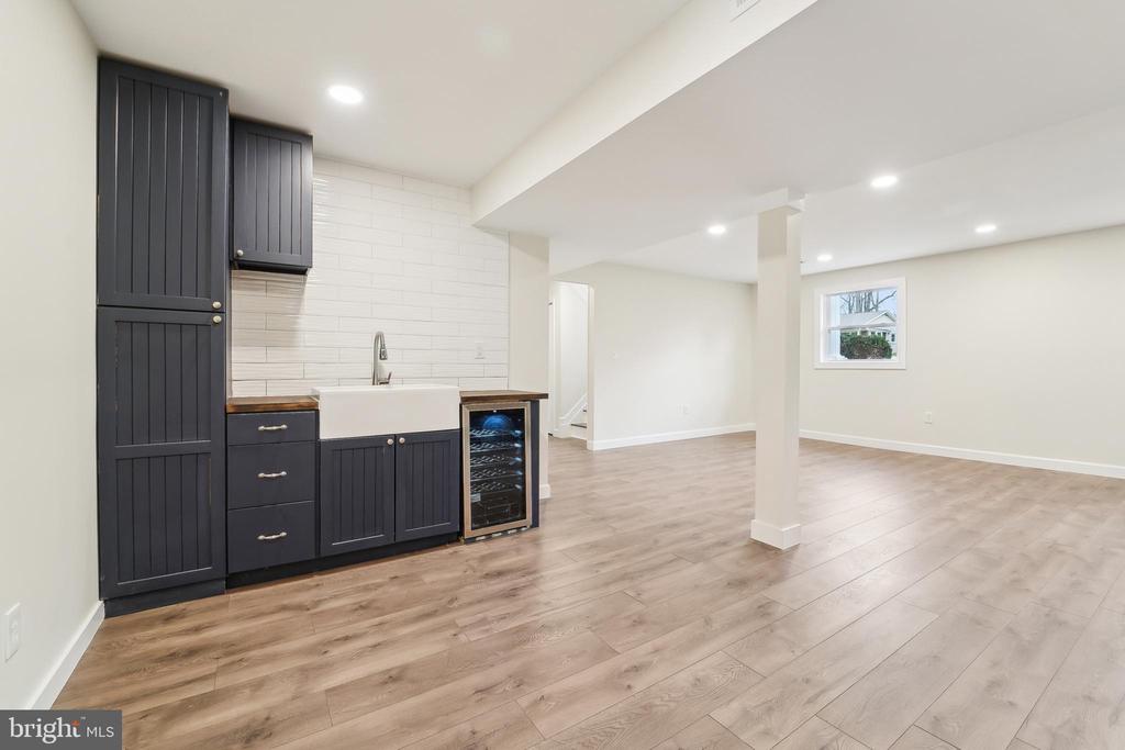 5037 PORTSMOUTH ROAD