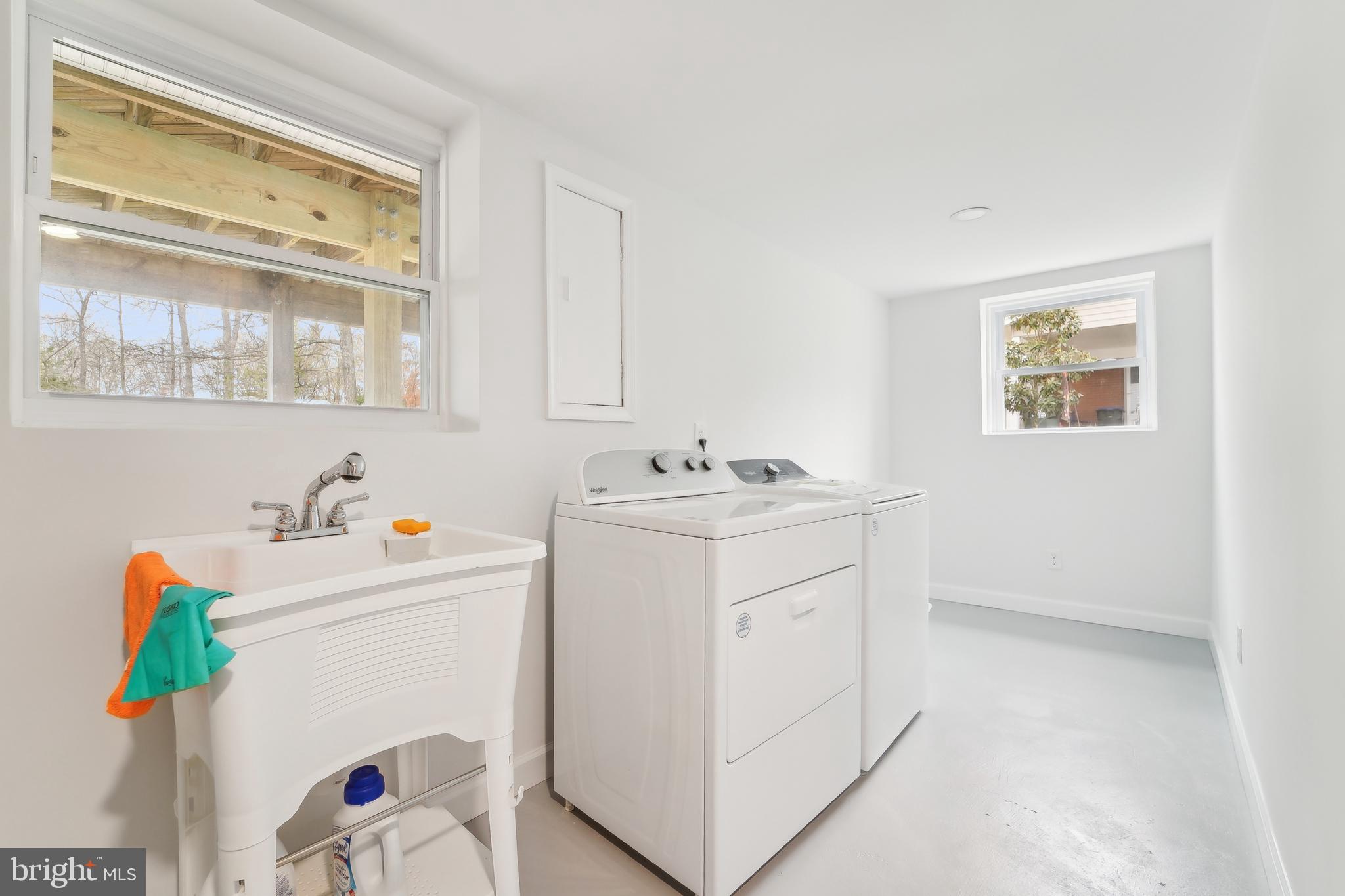 5037 PORTSMOUTH ROAD