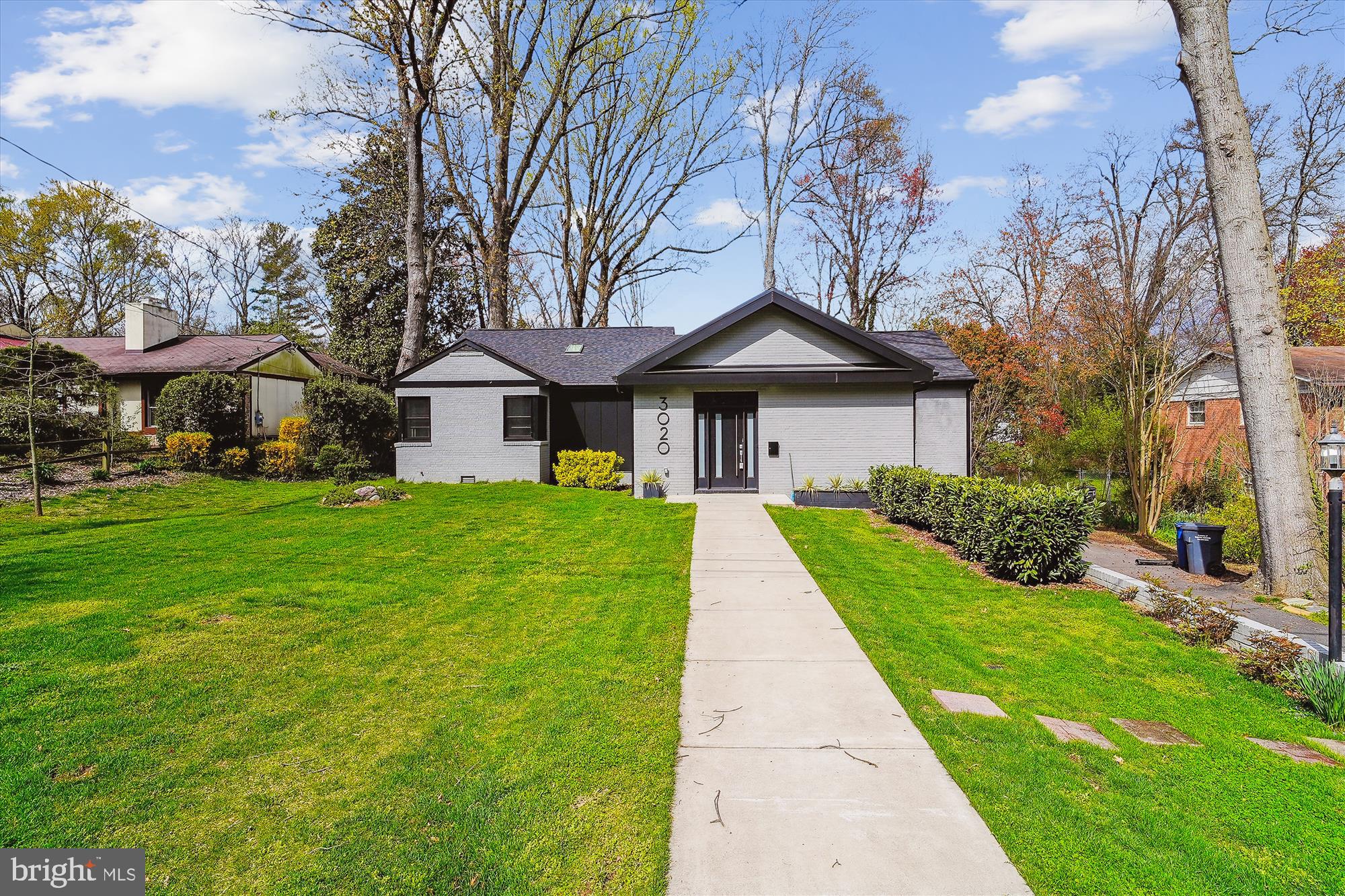 3020 CEDARWOOD LANE