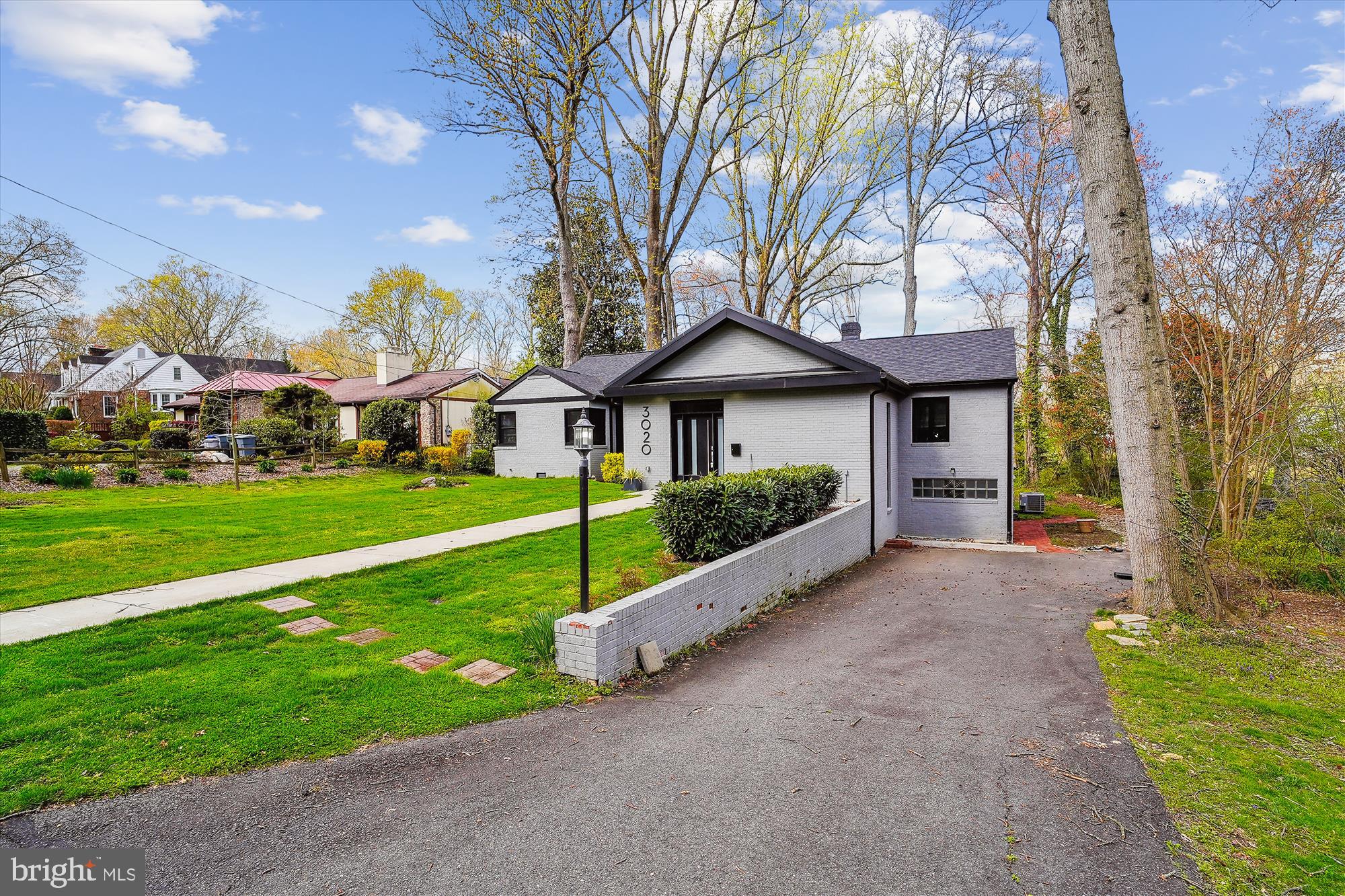 3020 CEDARWOOD LANE