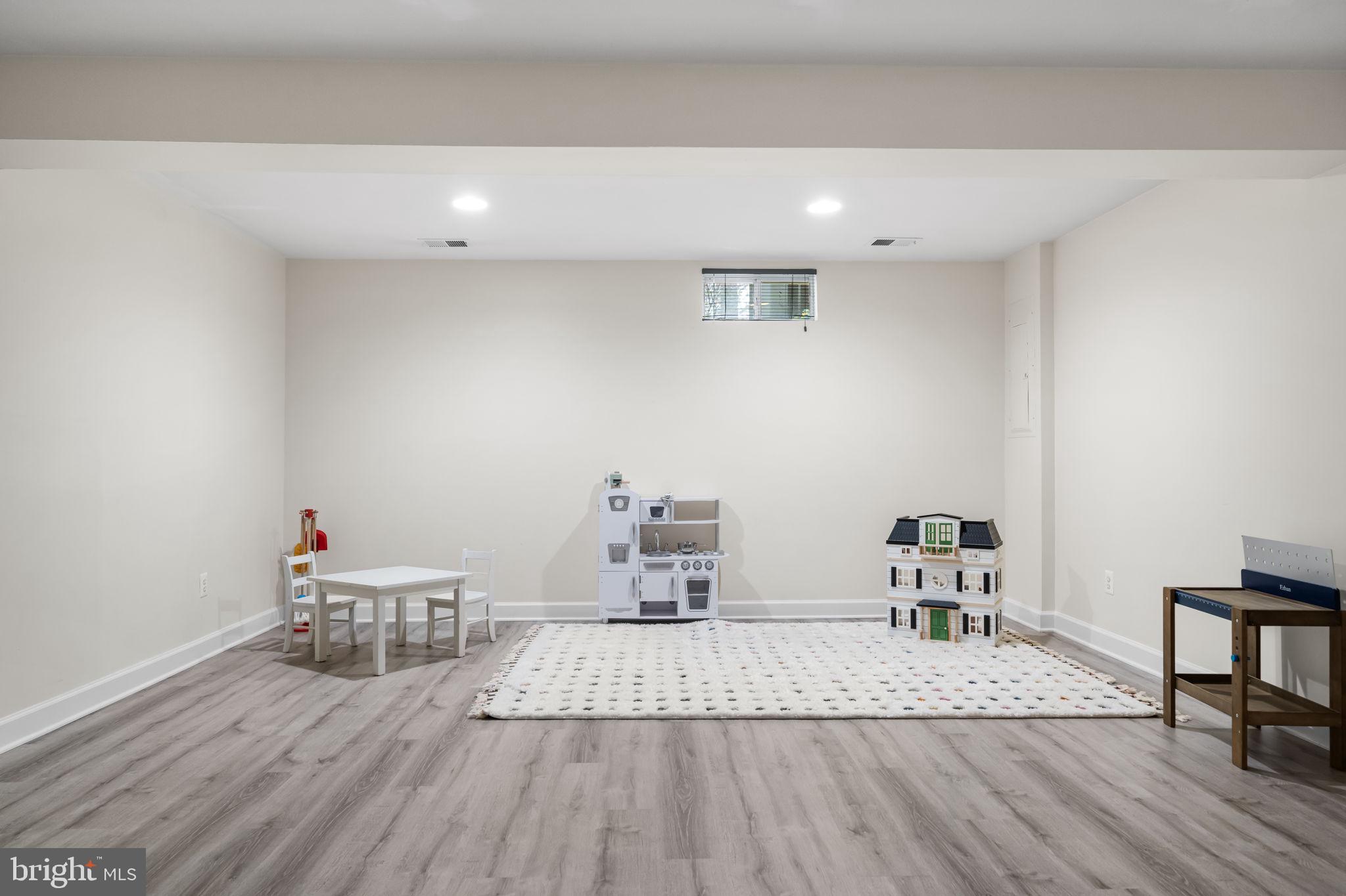7731 PORTERS HILL LANE