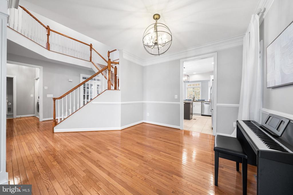 7731 PORTERS HILL LANE