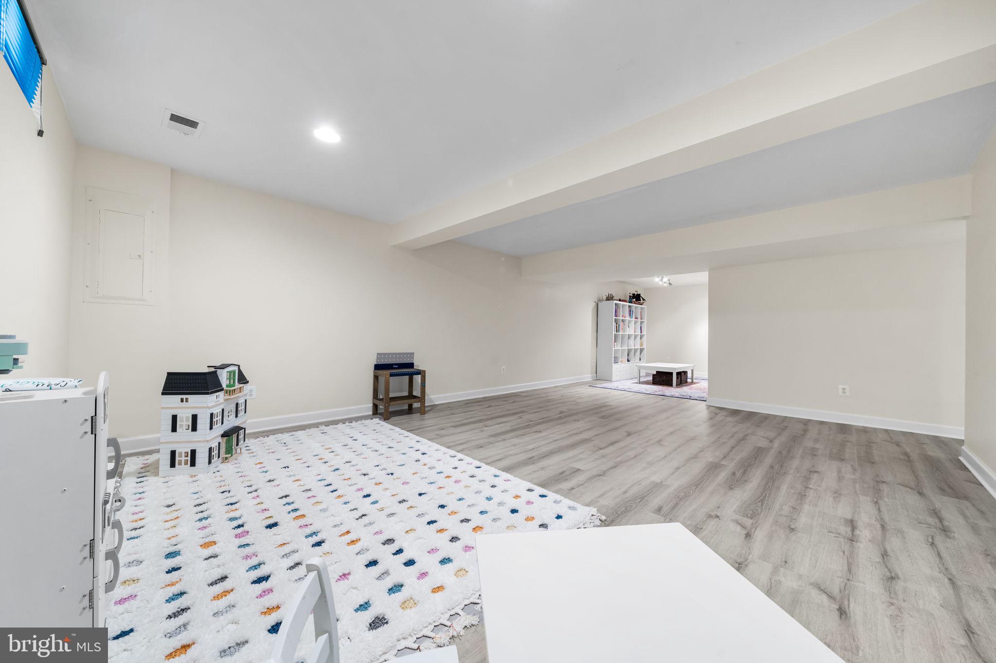 7731 PORTERS HILL LANE
