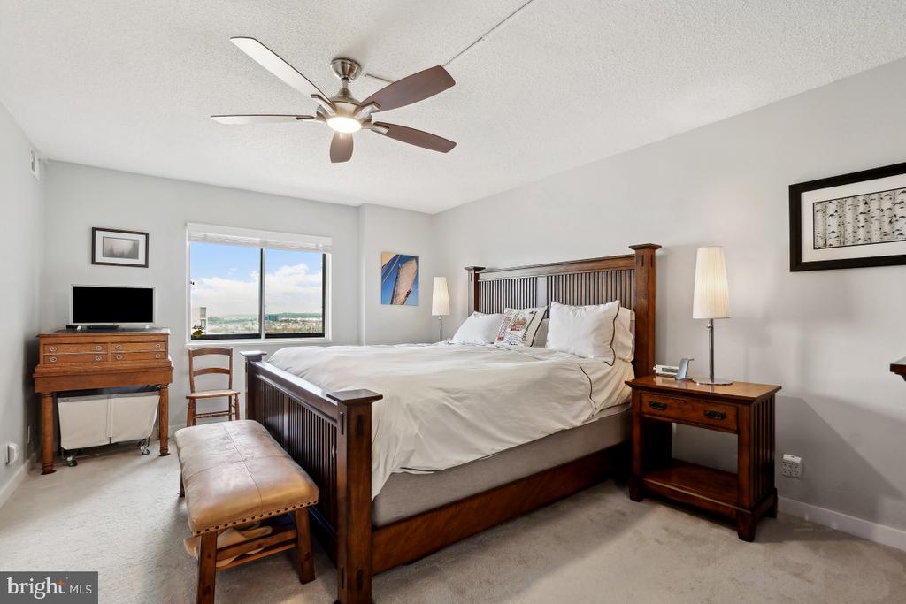 5902 MOUNT EAGLE DRIVE 1615