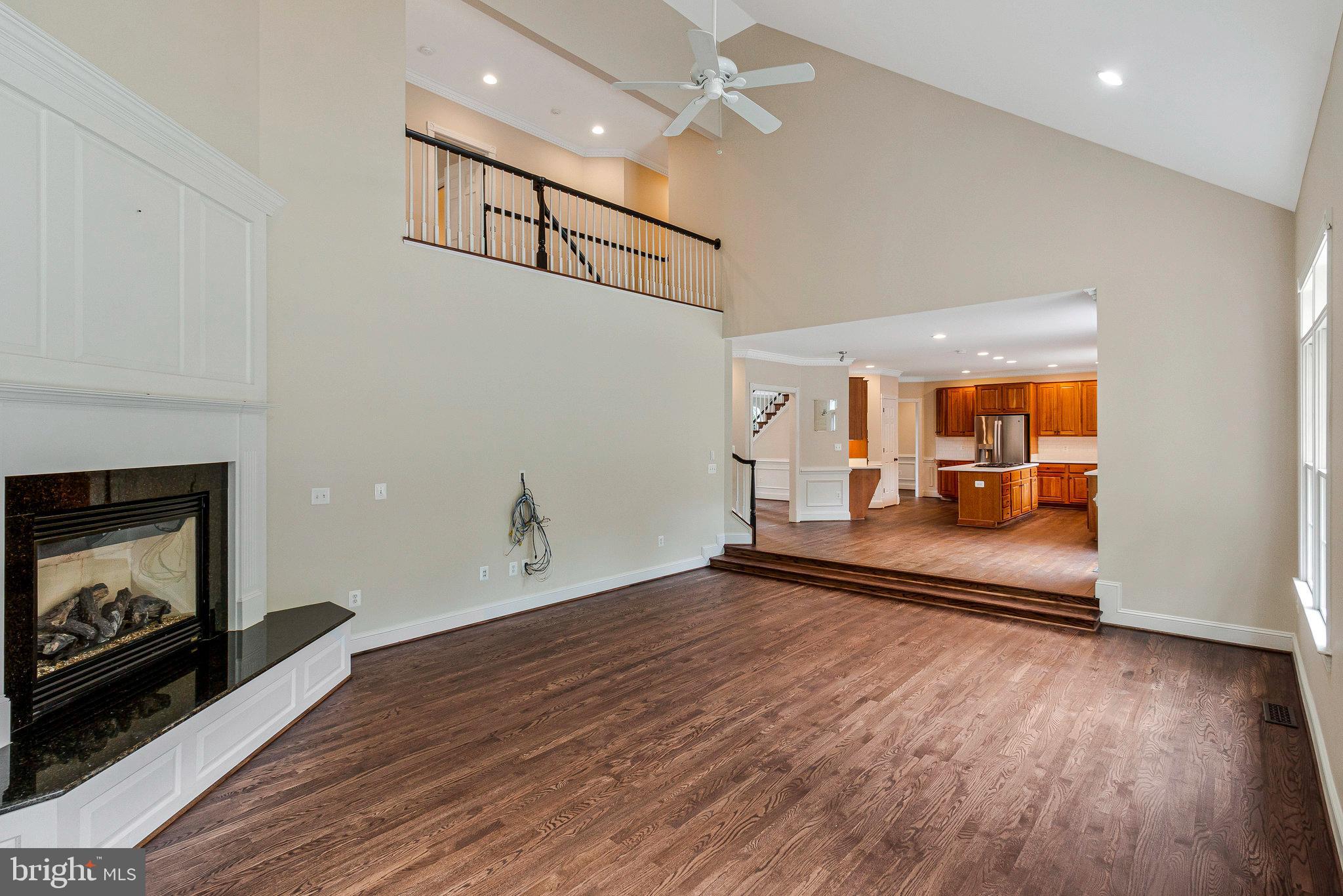 2504 SHERWOOD HALL LANE