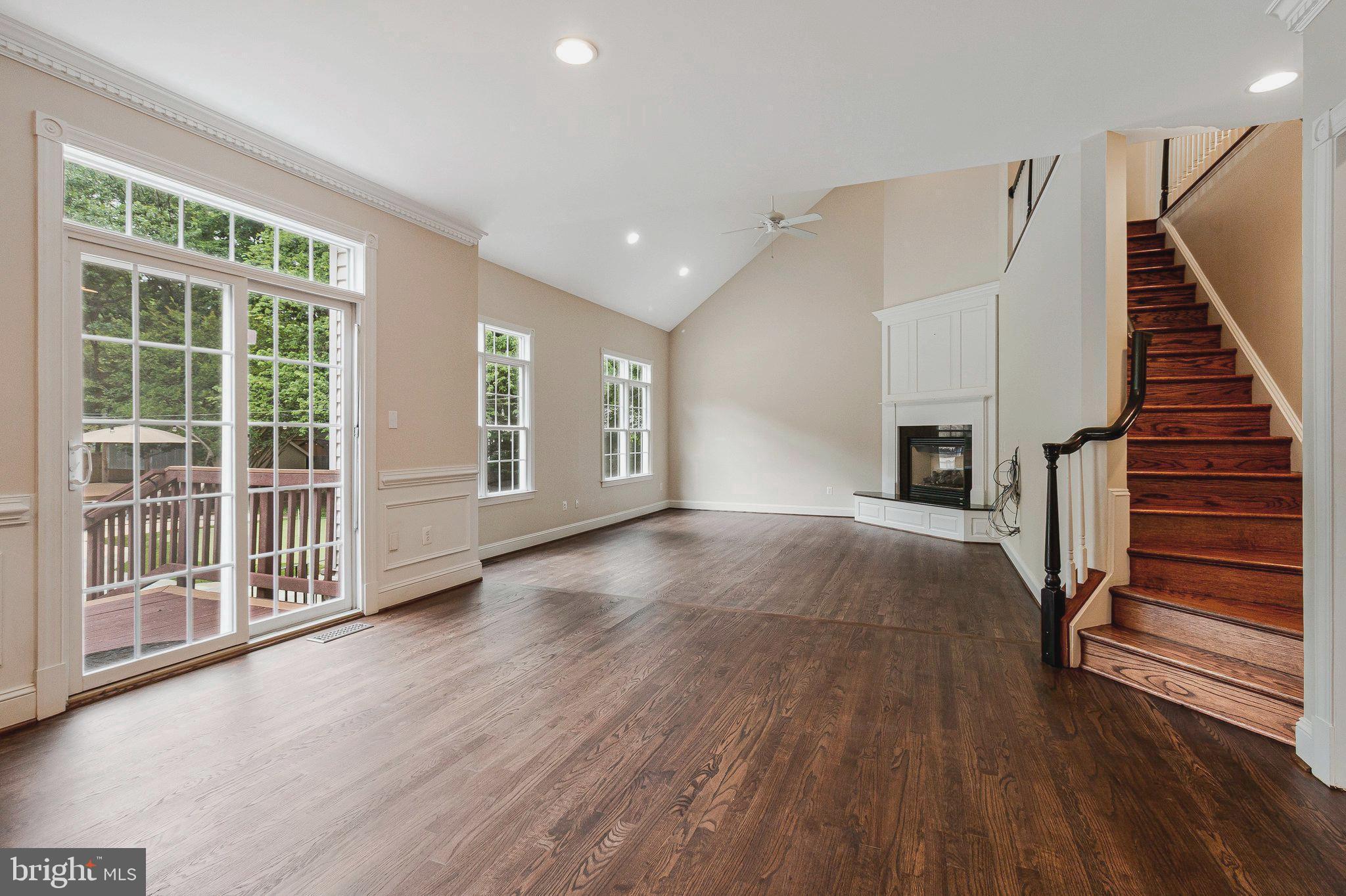 2504 SHERWOOD HALL LANE