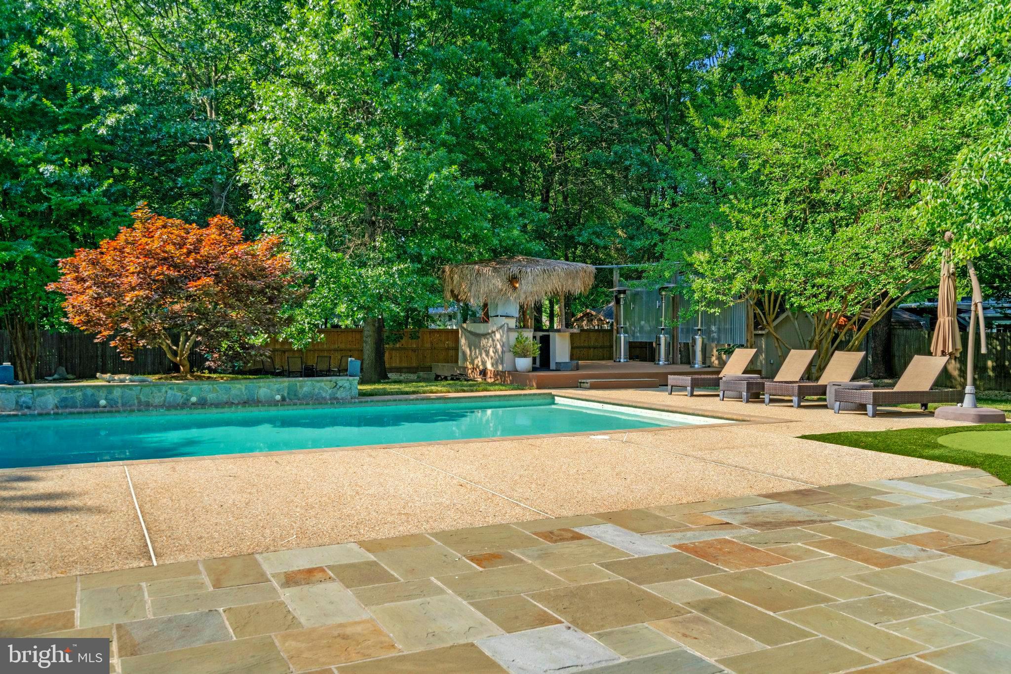 2504 SHERWOOD HALL LANE