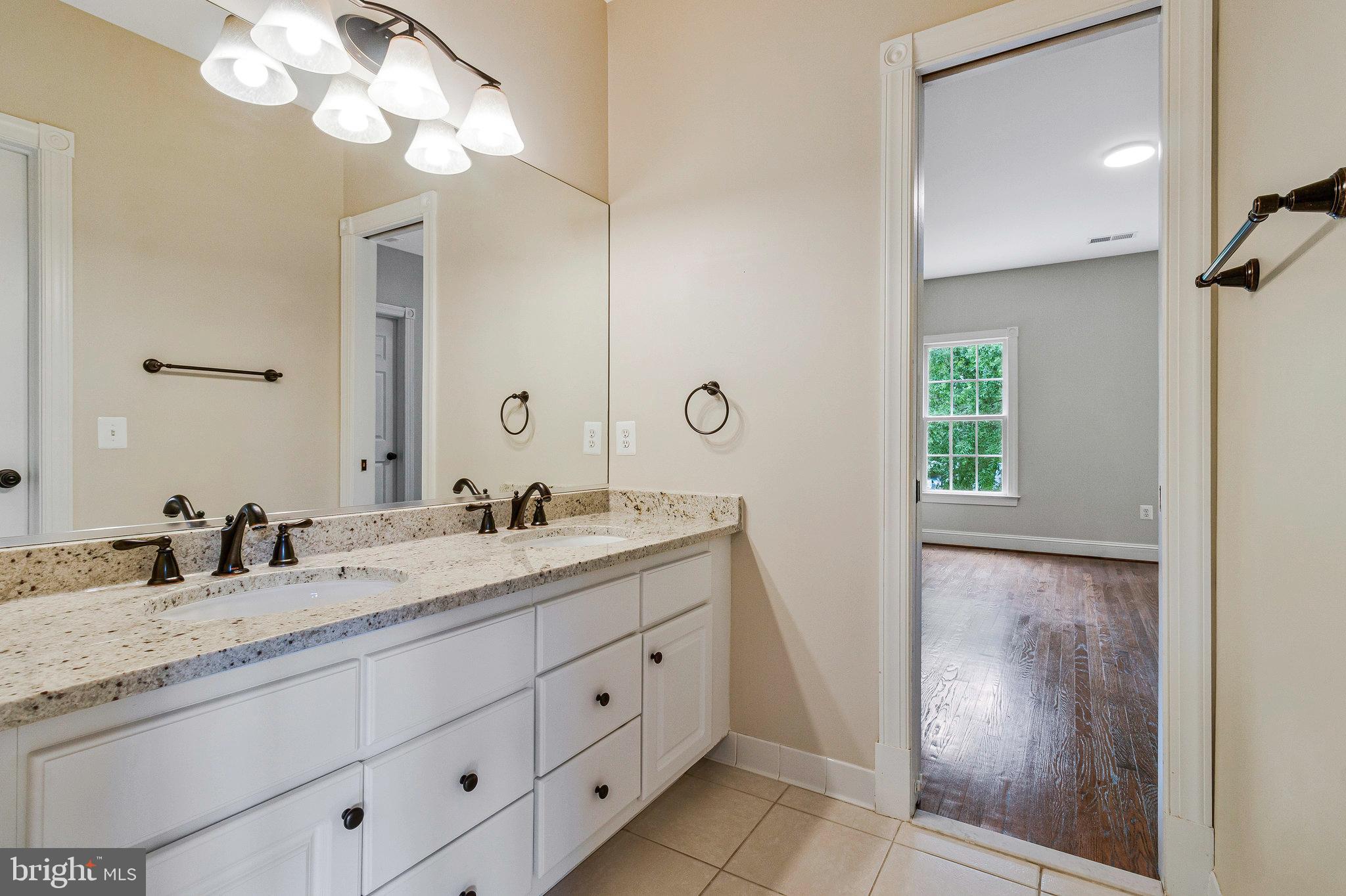 2504 SHERWOOD HALL LANE