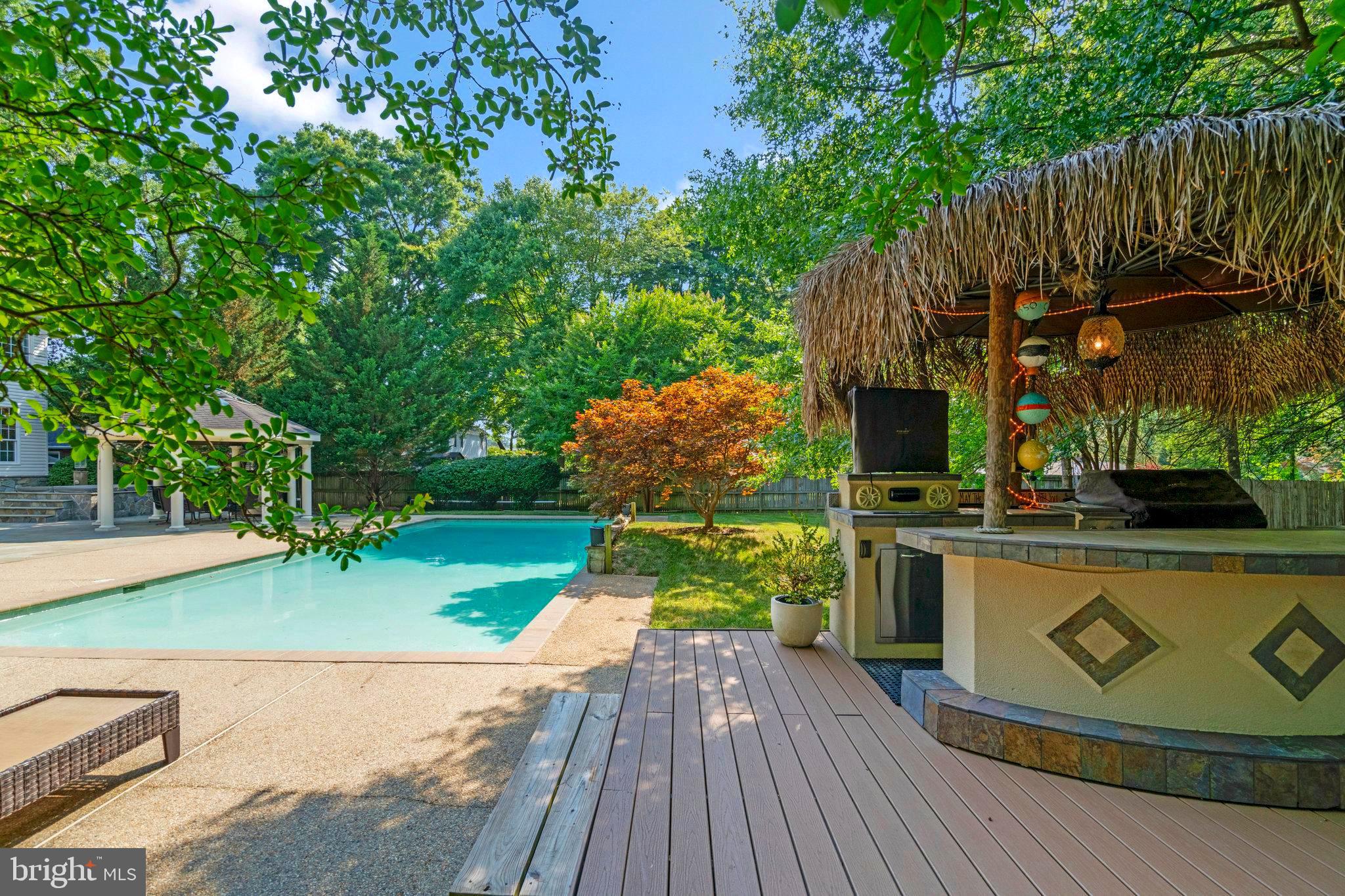 2504 SHERWOOD HALL LANE