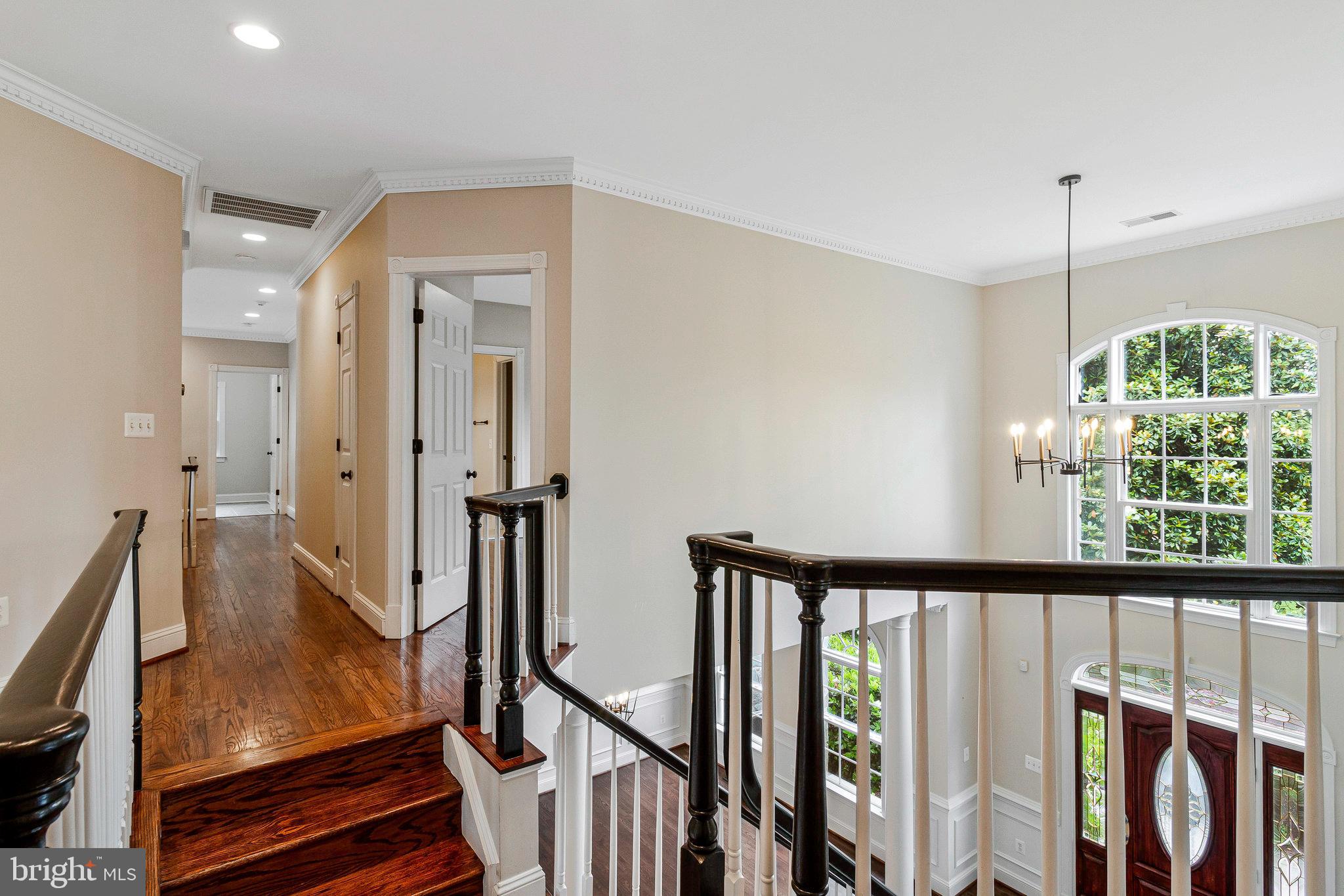 2504 SHERWOOD HALL LANE