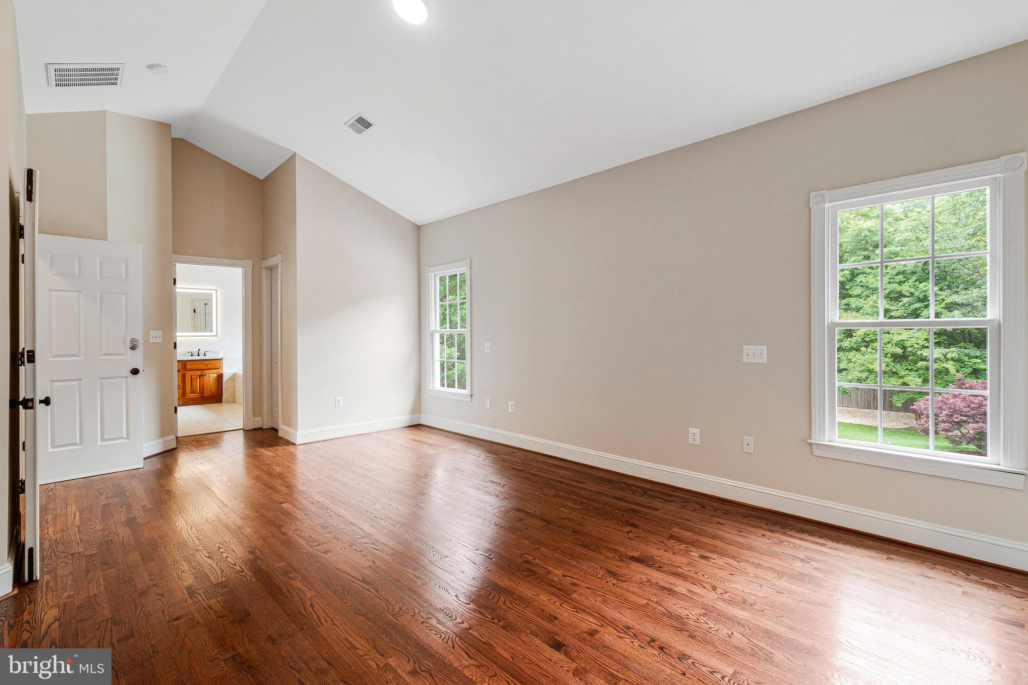 2504 SHERWOOD HALL LANE