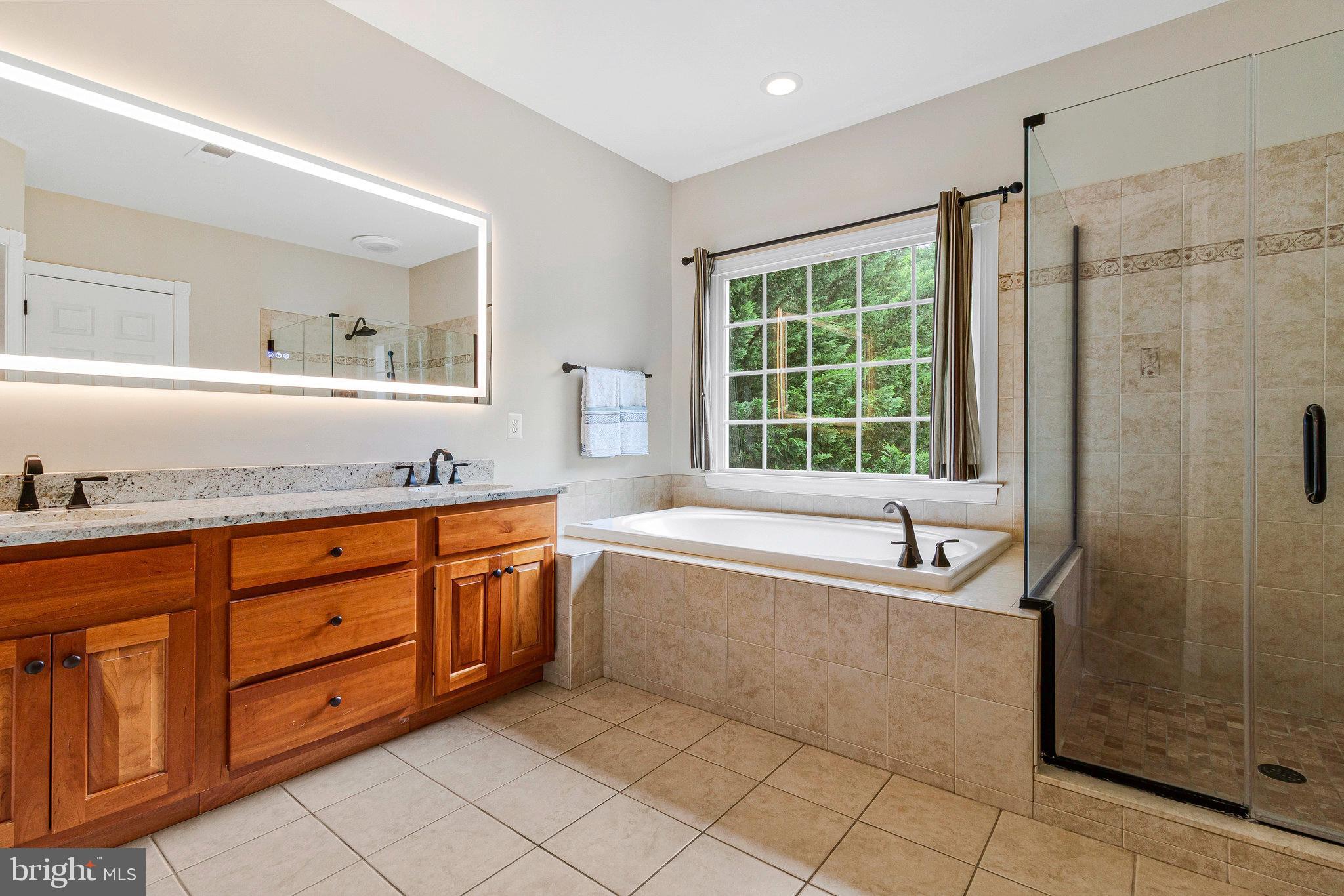 2504 SHERWOOD HALL LANE