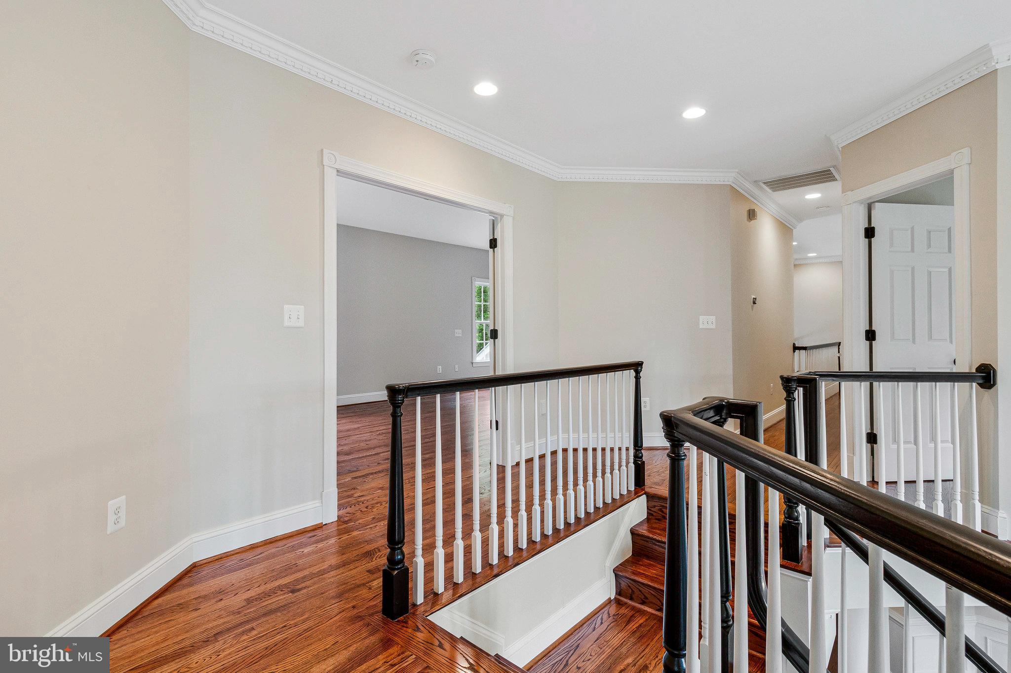 2504 SHERWOOD HALL LANE