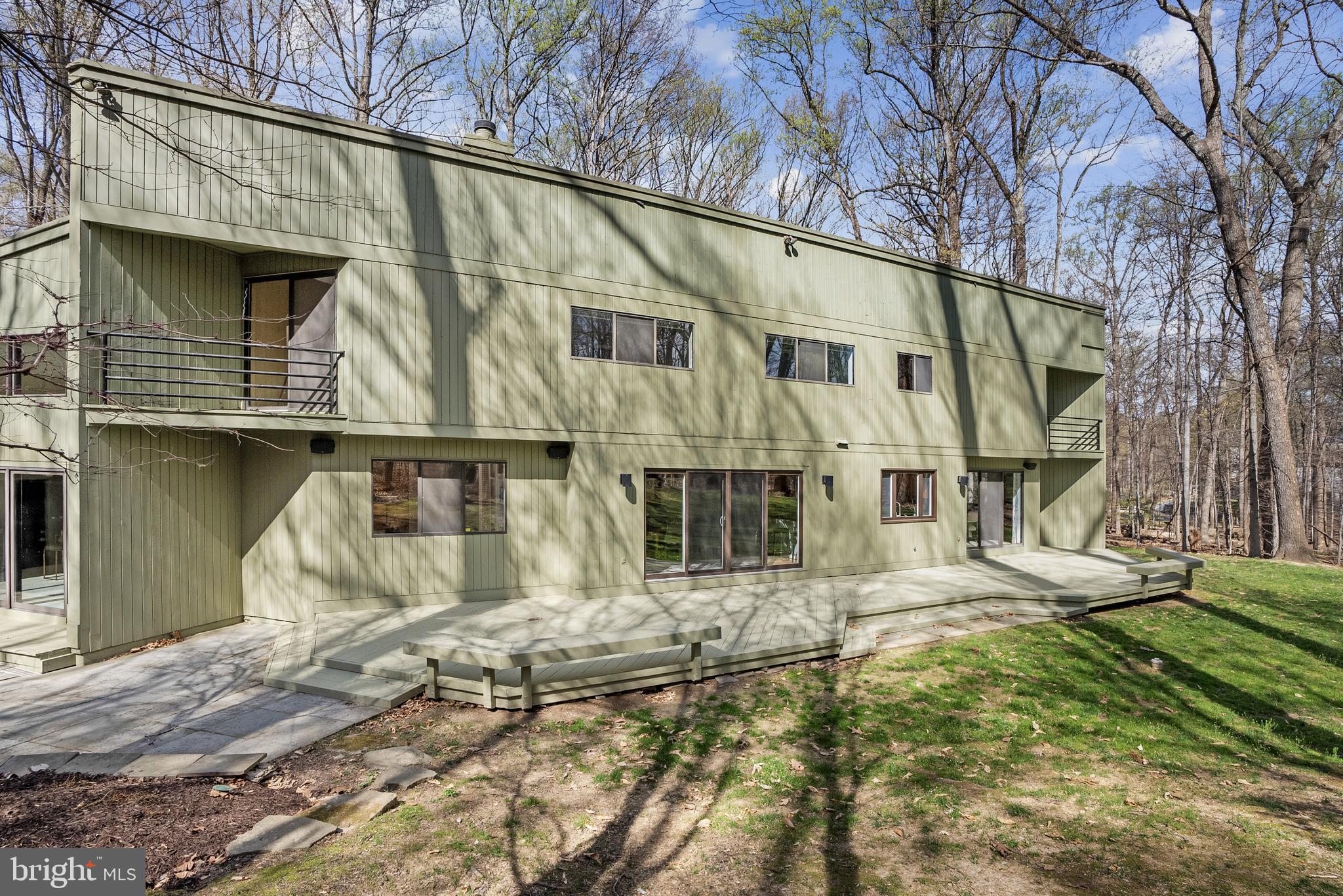 10116 WALKER WOODS DRIVE