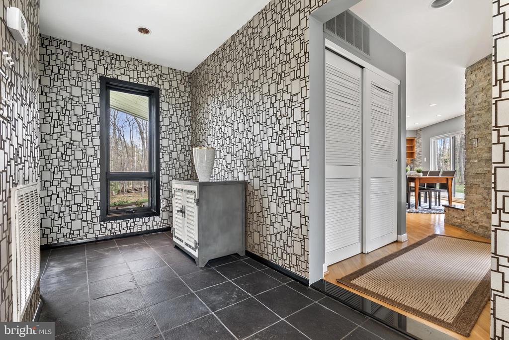 10116 WALKER WOODS DRIVE