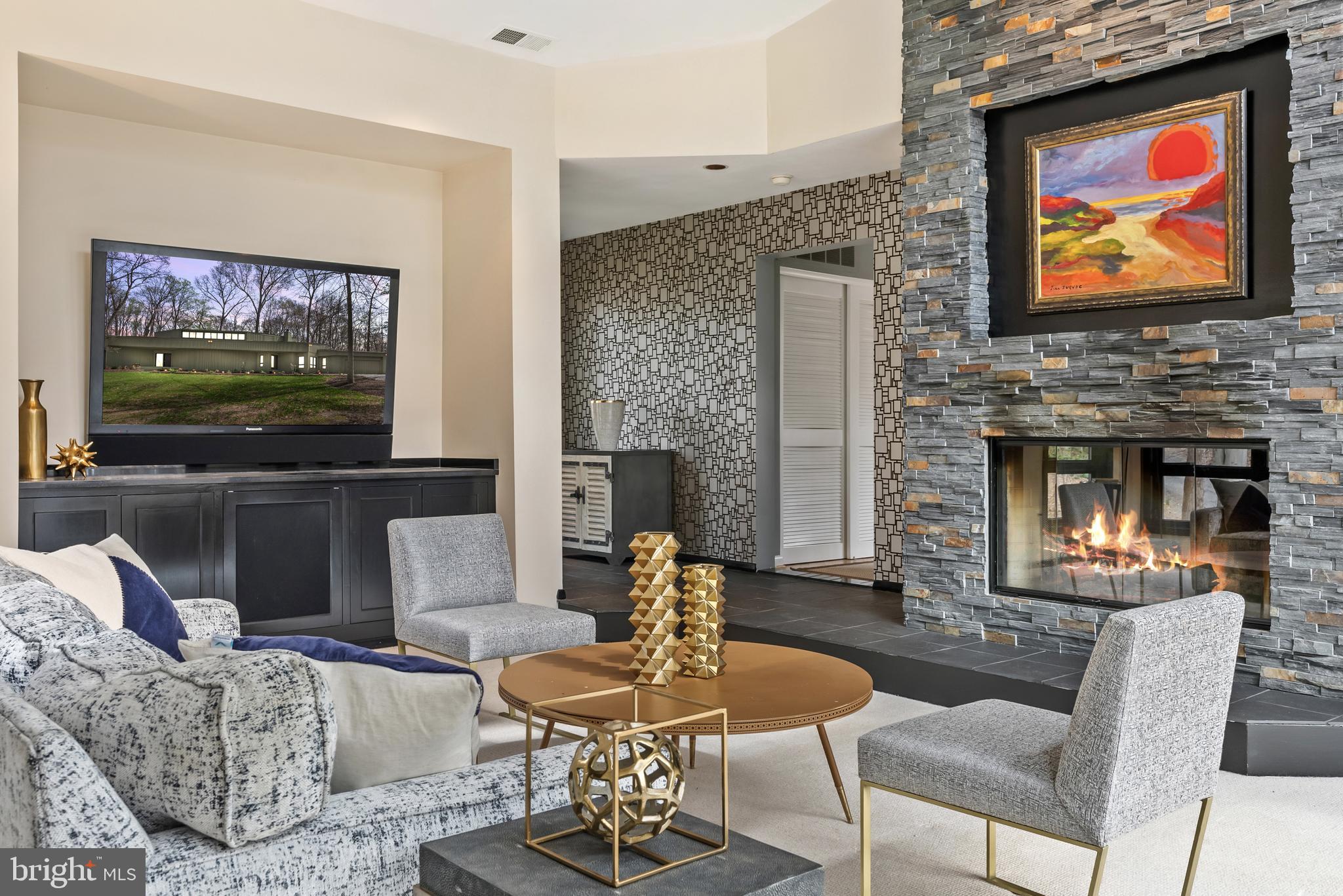 10116 WALKER WOODS DRIVE