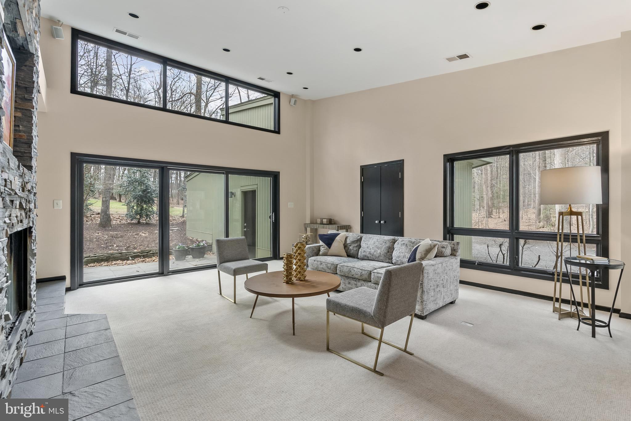 10116 WALKER WOODS DRIVE