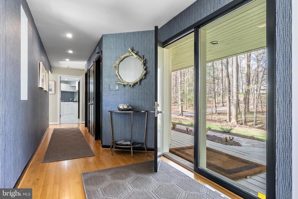 10116 WALKER WOODS DRIVE