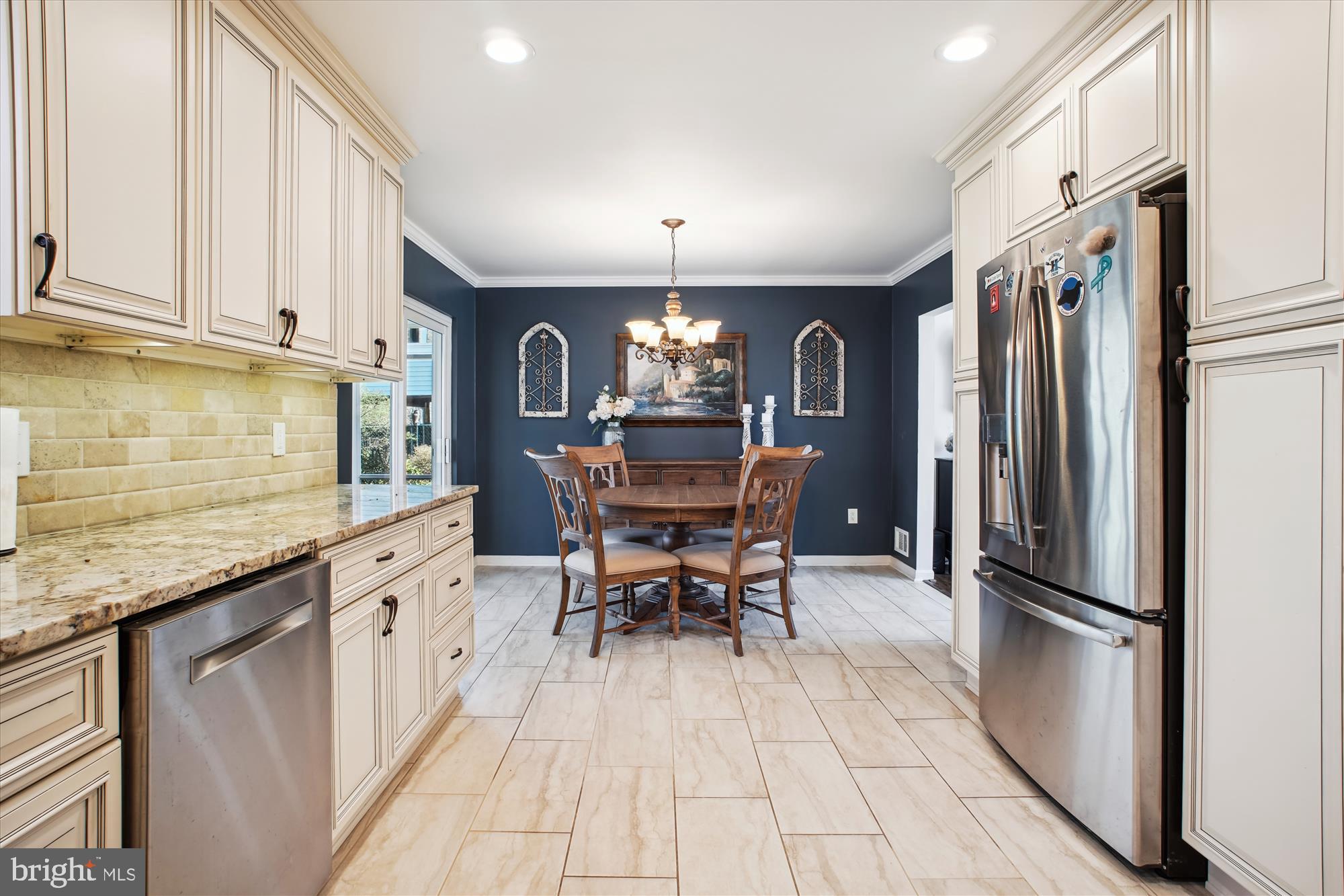 5074 DEQUINCEY DRIVE