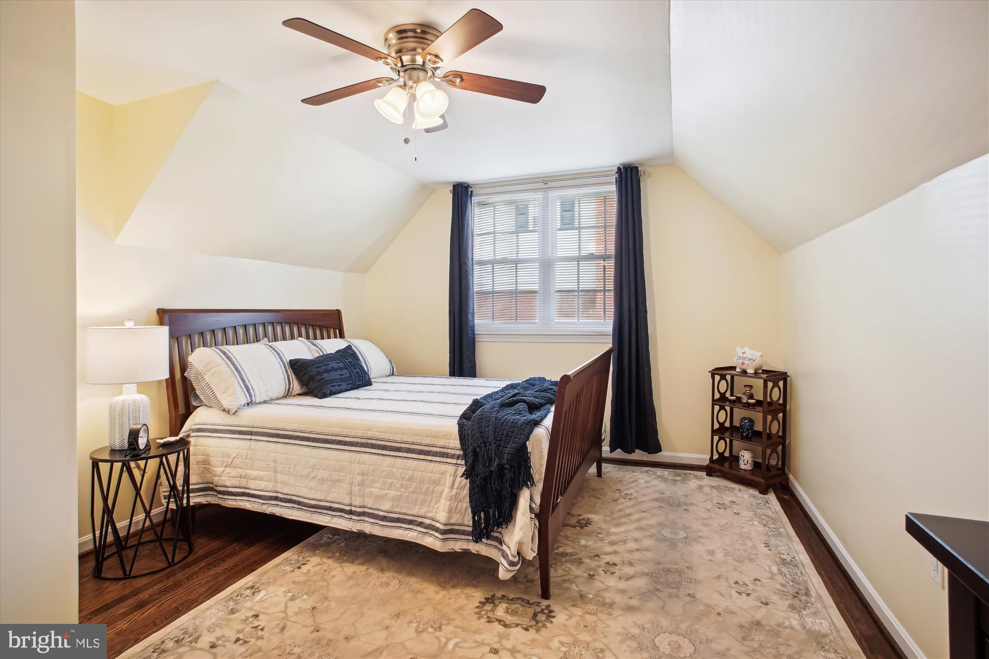 5074 DEQUINCEY DRIVE