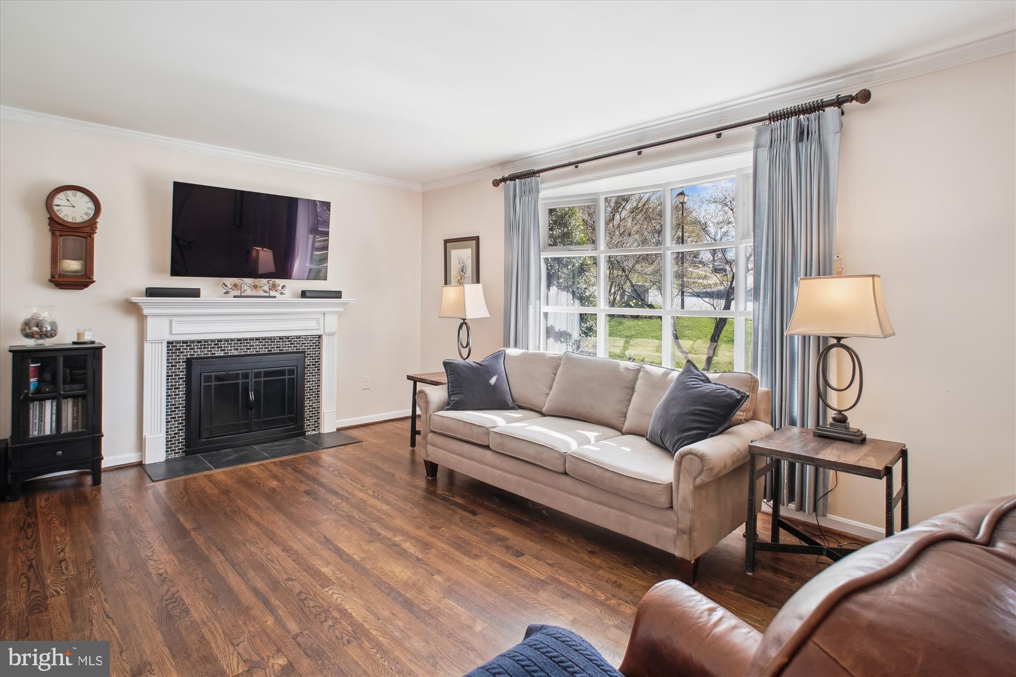 5074 DEQUINCEY DRIVE