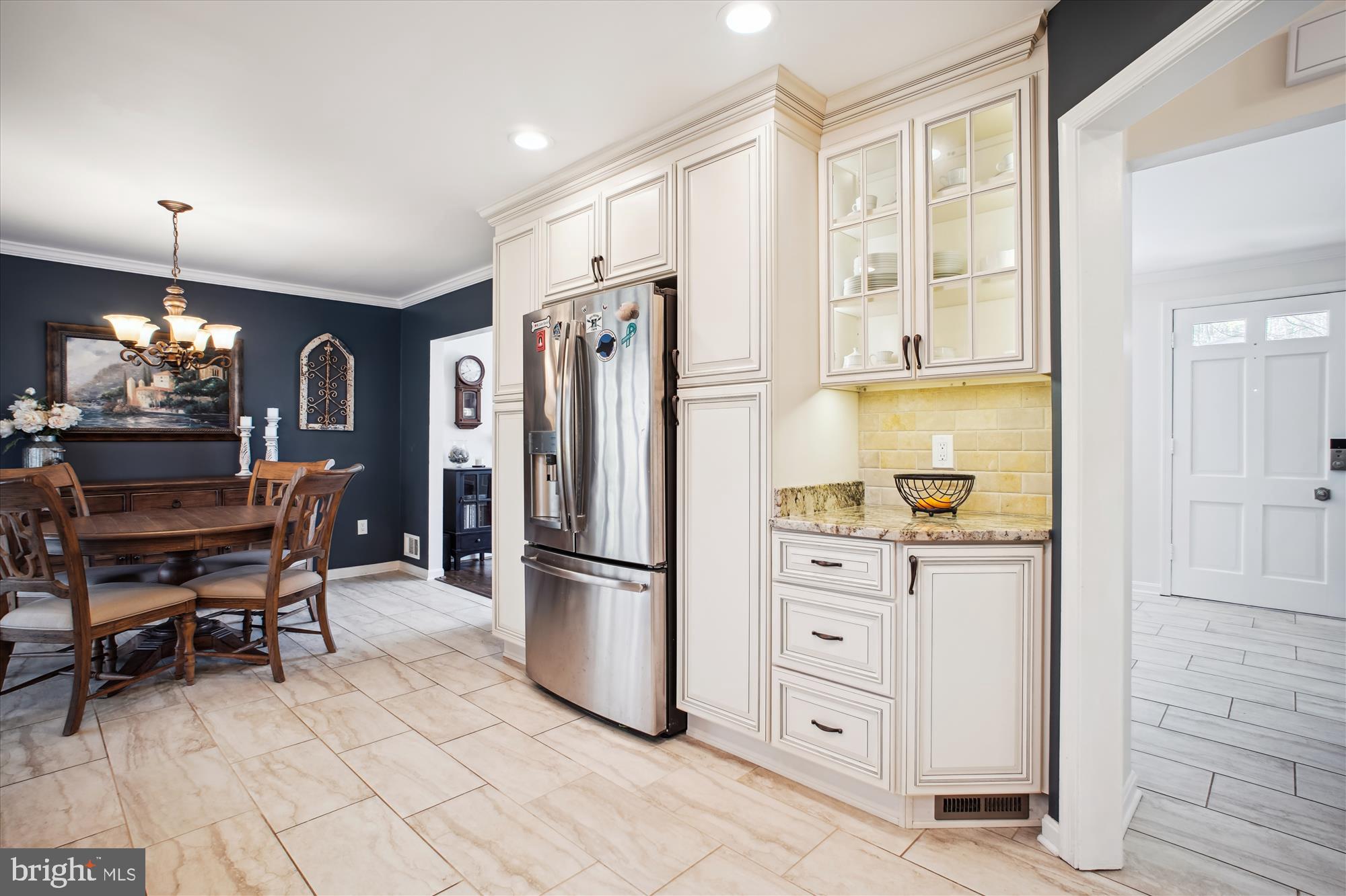 5074 DEQUINCEY DRIVE