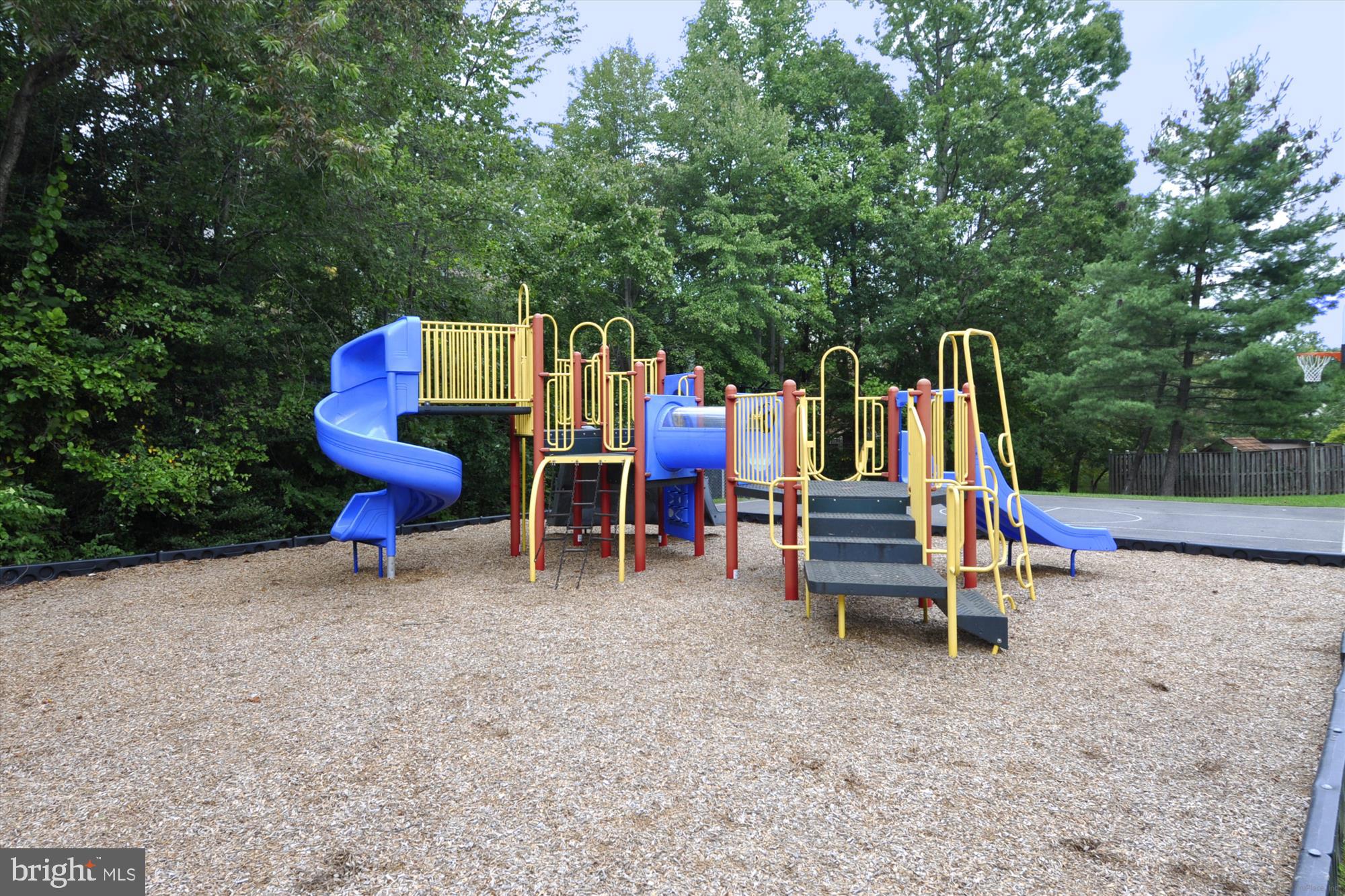 5074 DEQUINCEY DRIVE