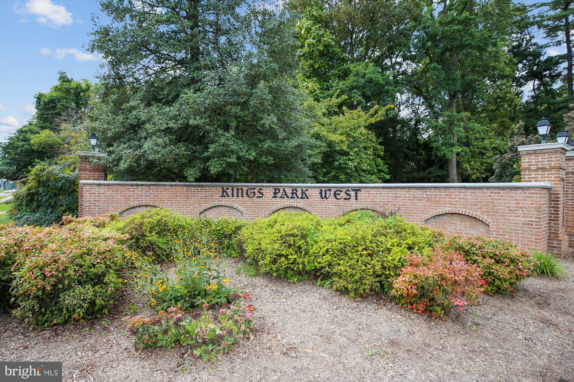 5074 DEQUINCEY DRIVE