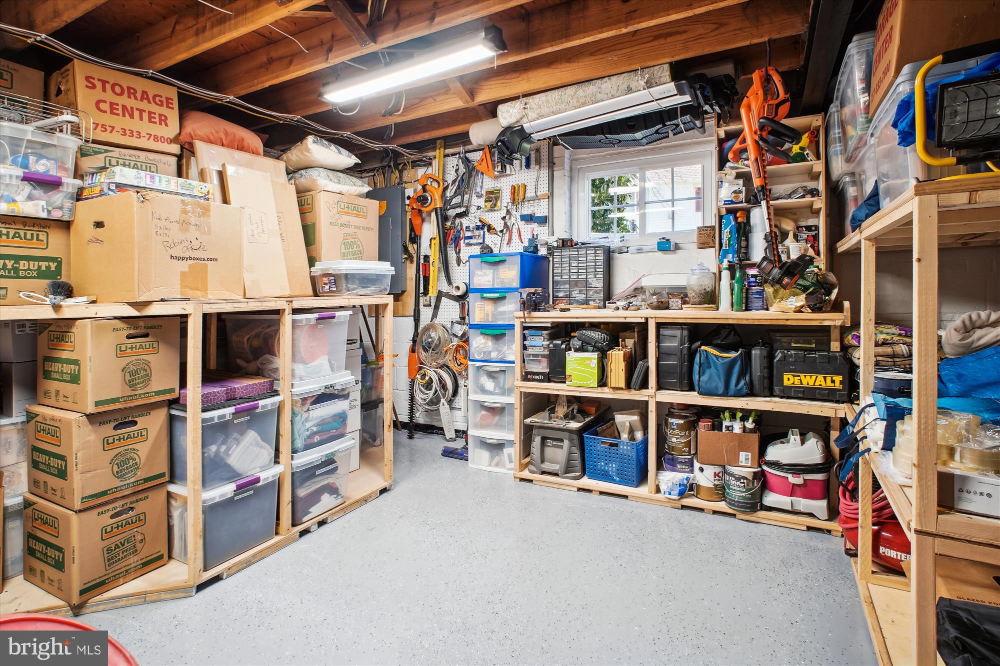 5074 DEQUINCEY DRIVE