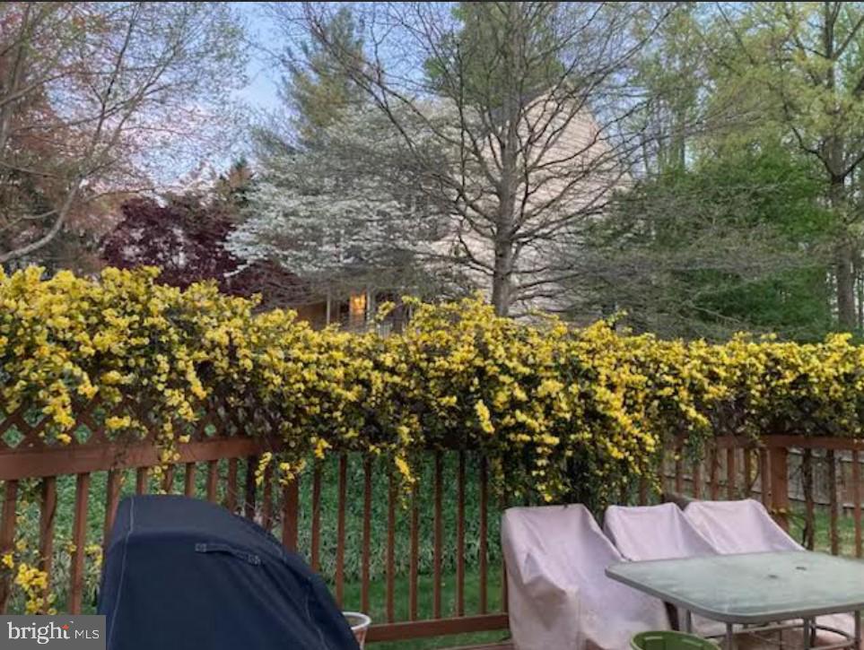 8613 GROVELAND DRIVE