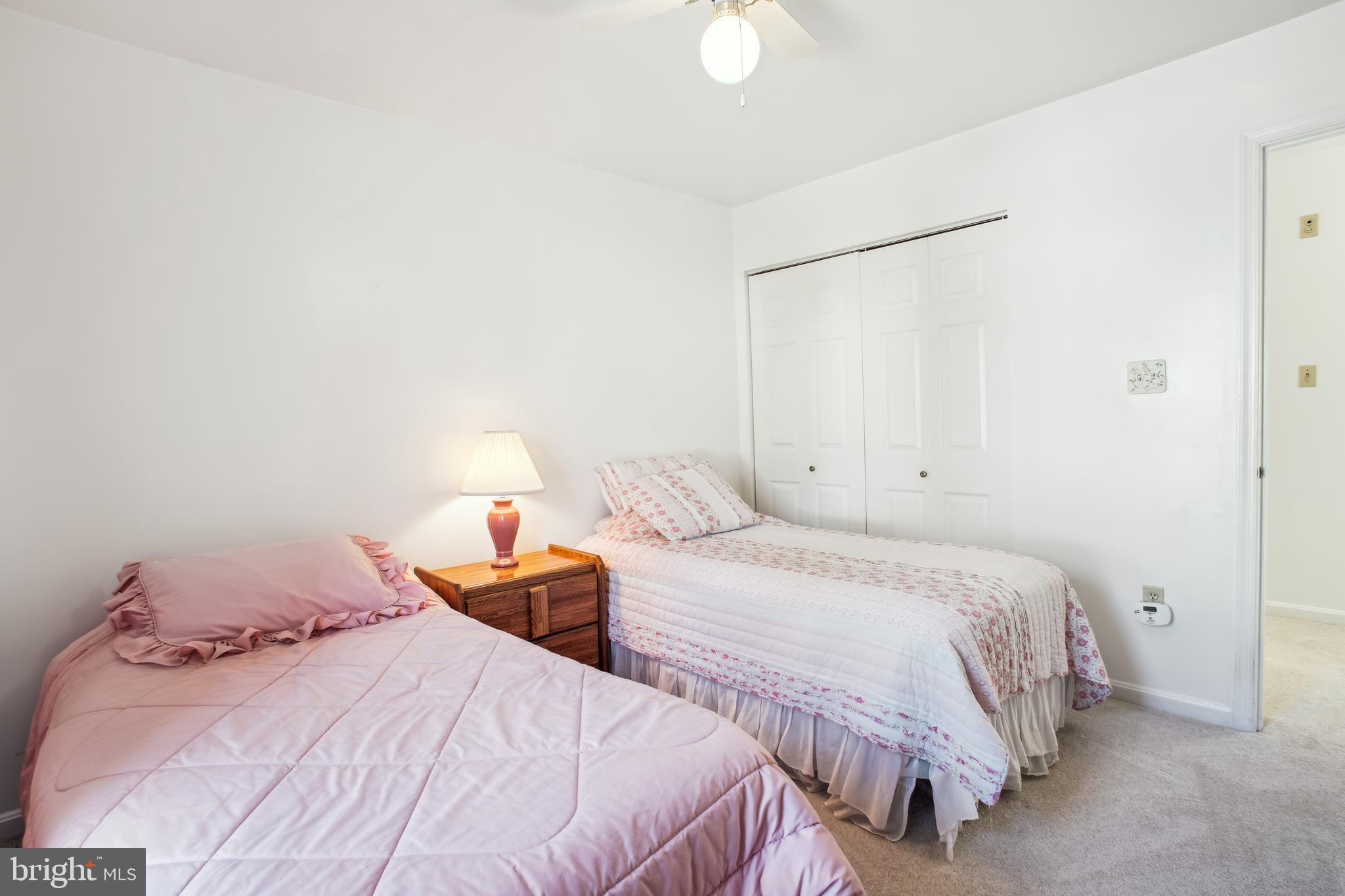 8613 GROVELAND DRIVE