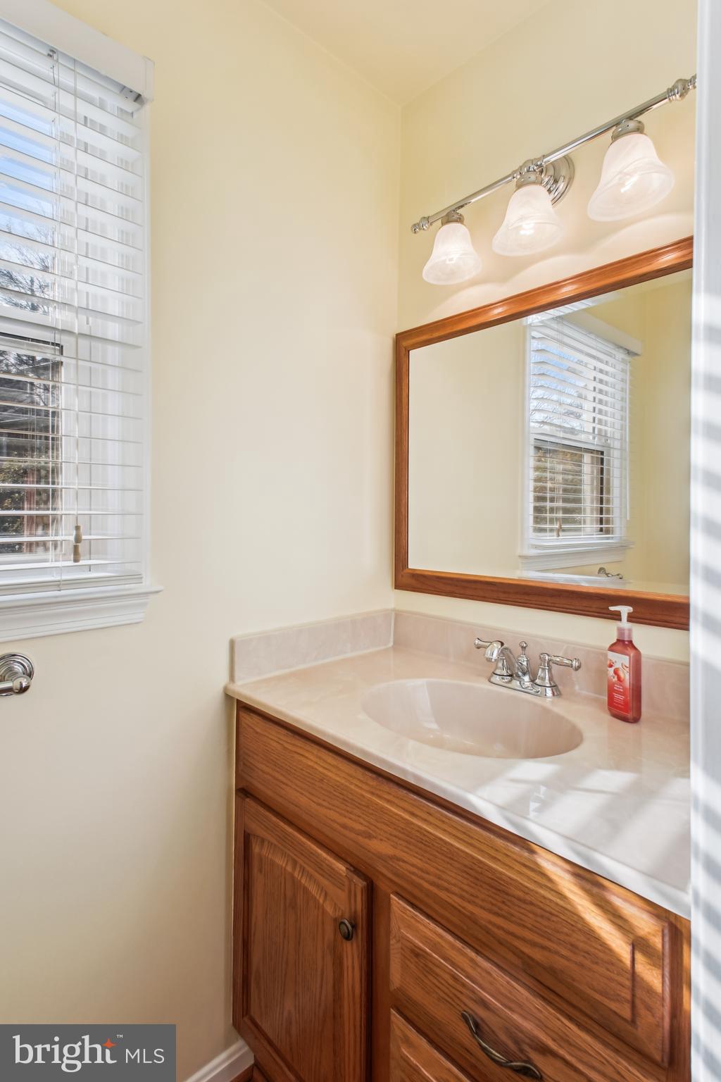 8613 GROVELAND DRIVE