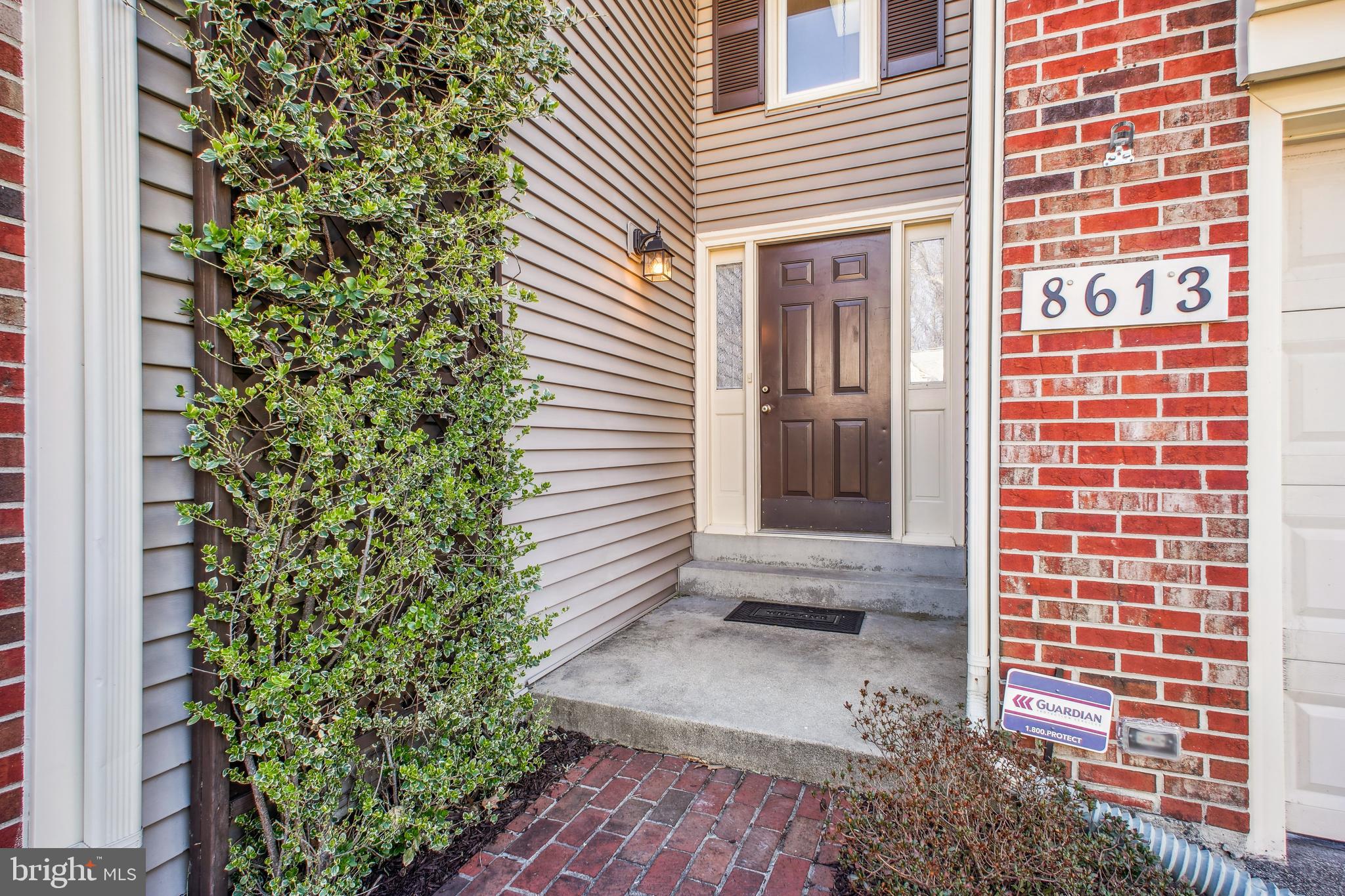 8613 GROVELAND DRIVE