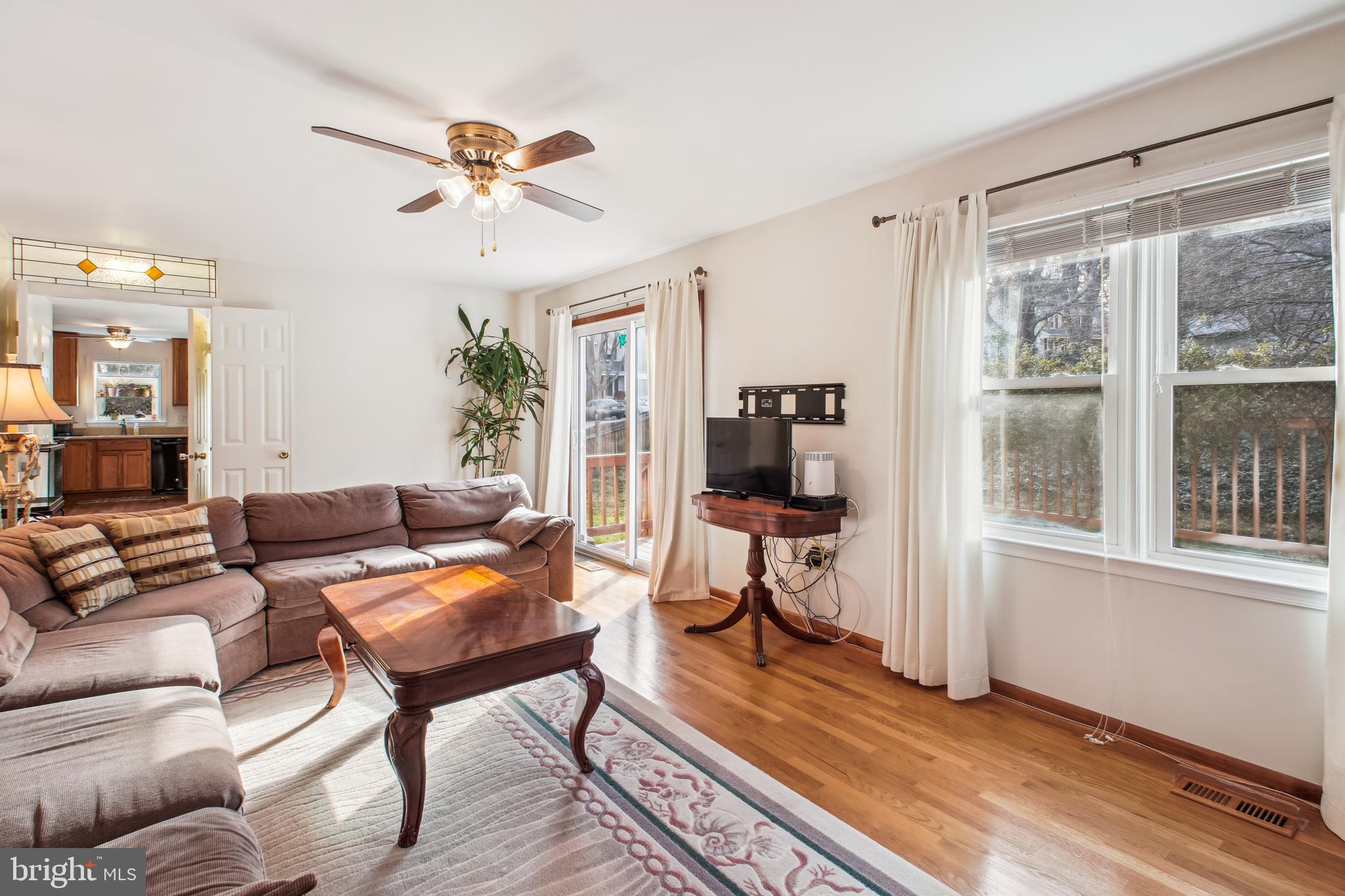 8613 GROVELAND DRIVE