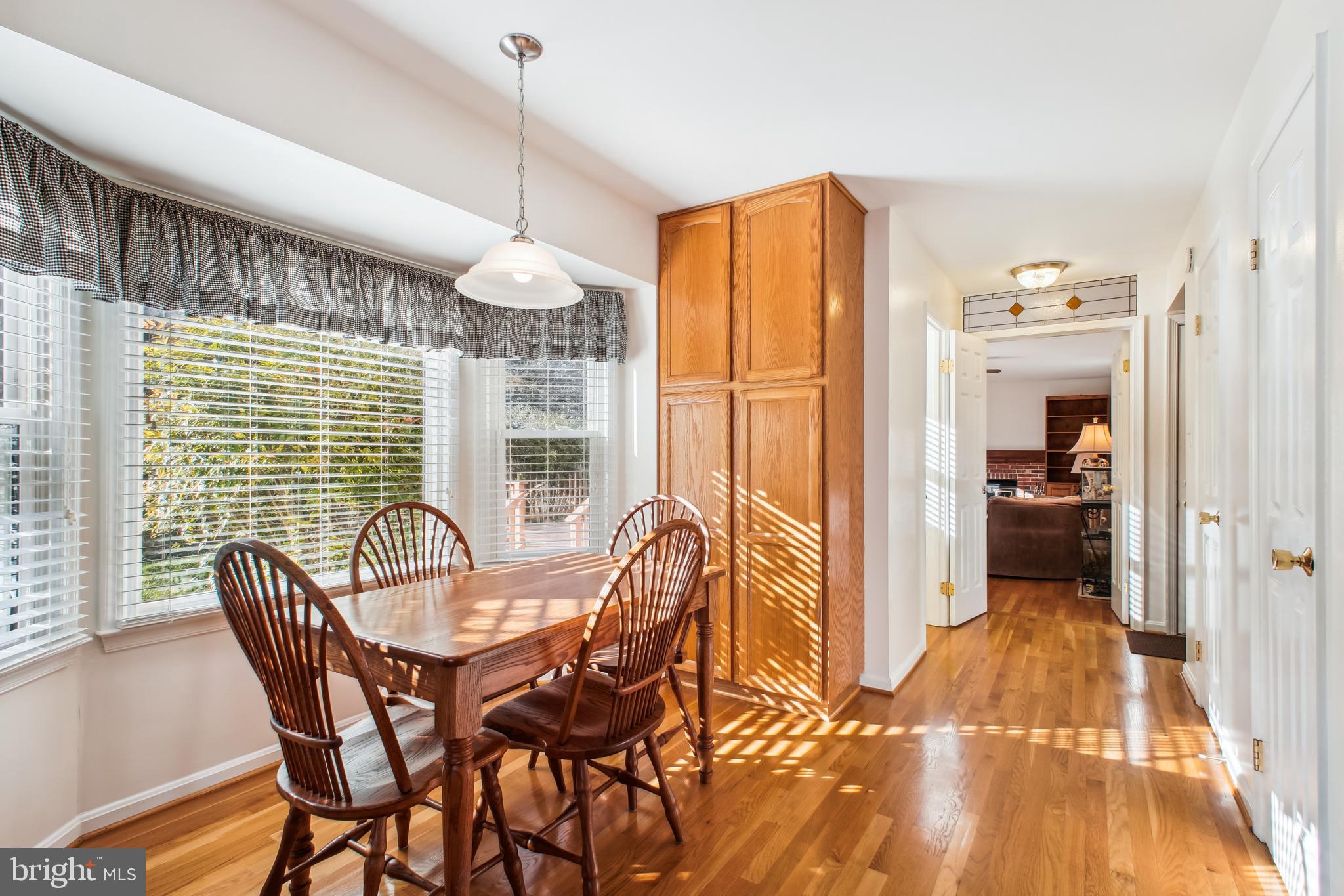 8613 GROVELAND DRIVE