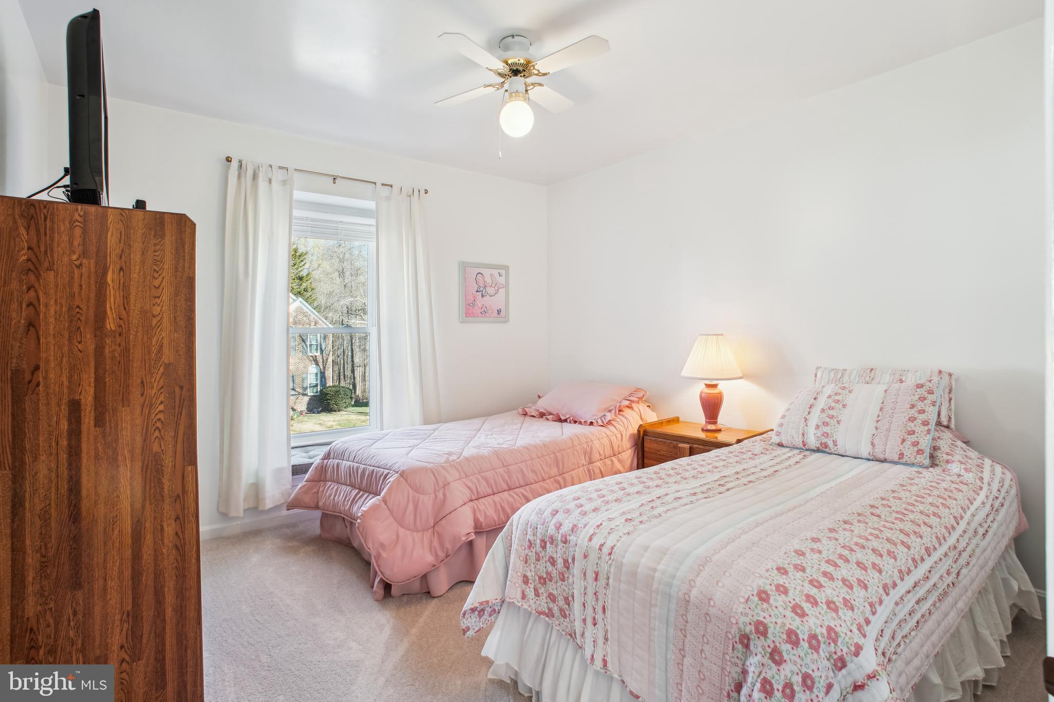 8613 GROVELAND DRIVE