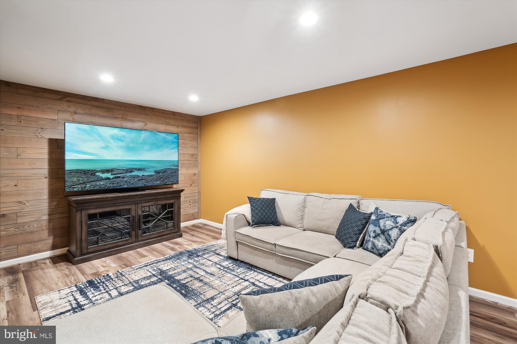 13206 TOPSFIELD COURT