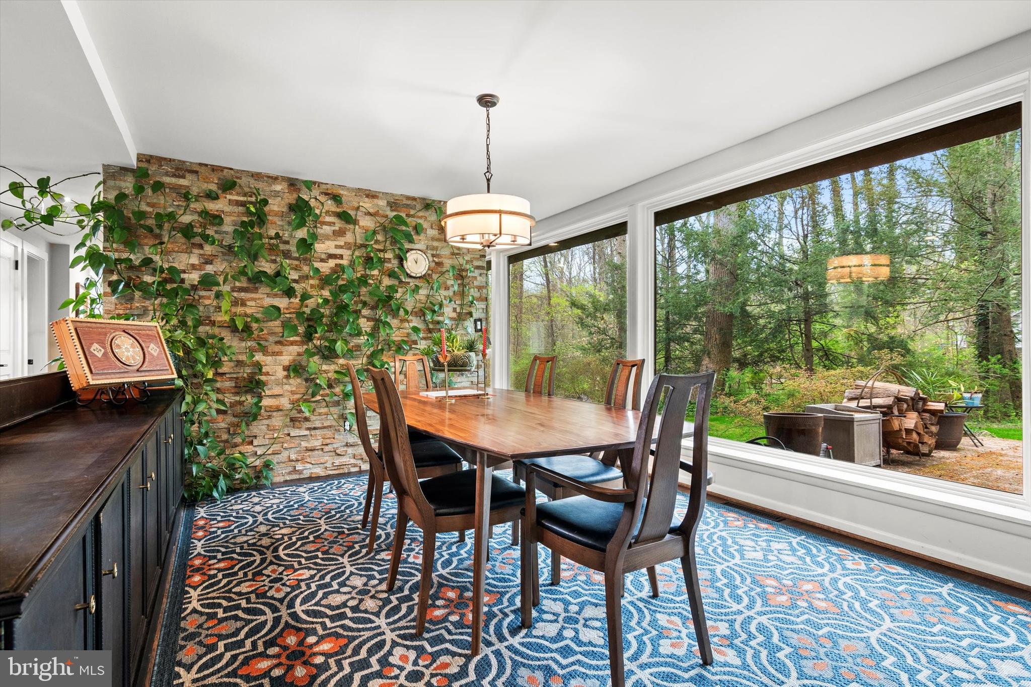 9000 GLENBROOK ROAD