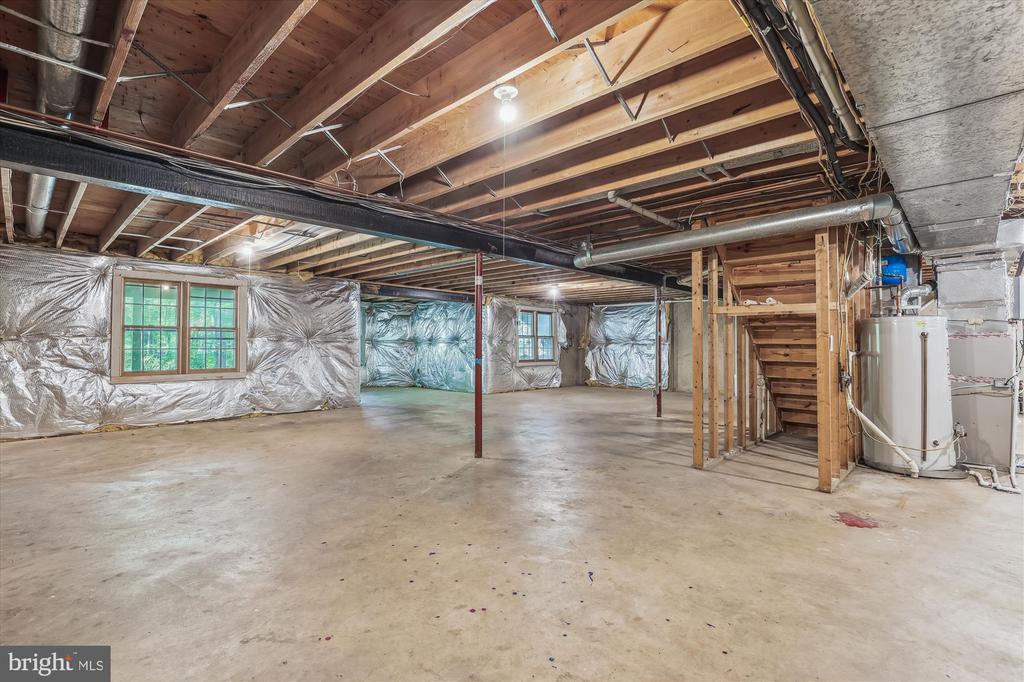 5937 FAIRVIEW WOODS DRIVE
