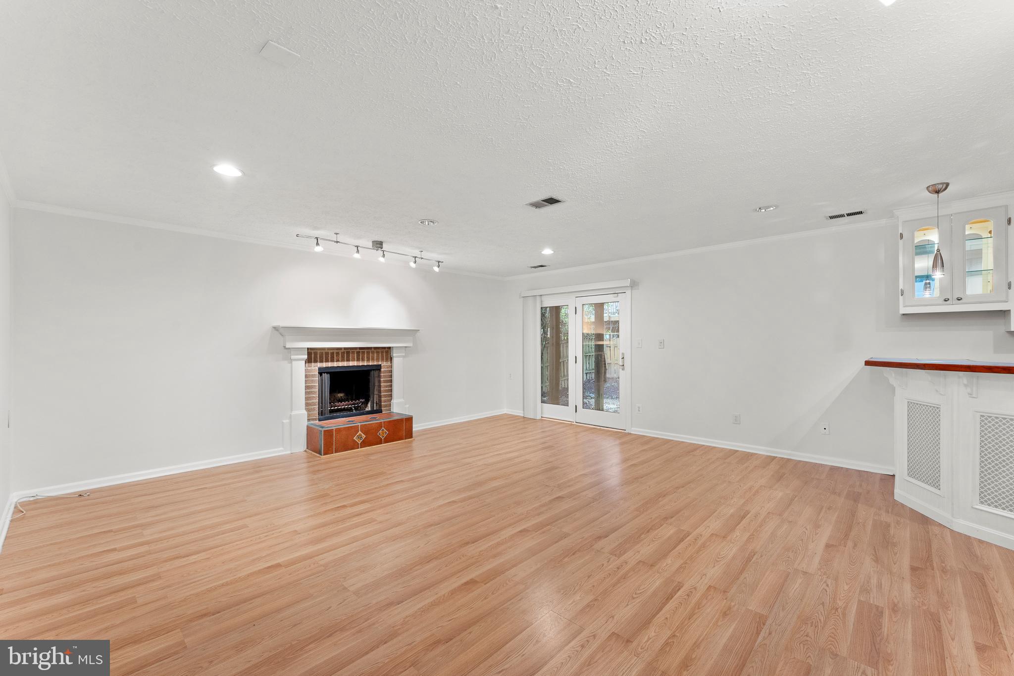 8003 MATT COURT