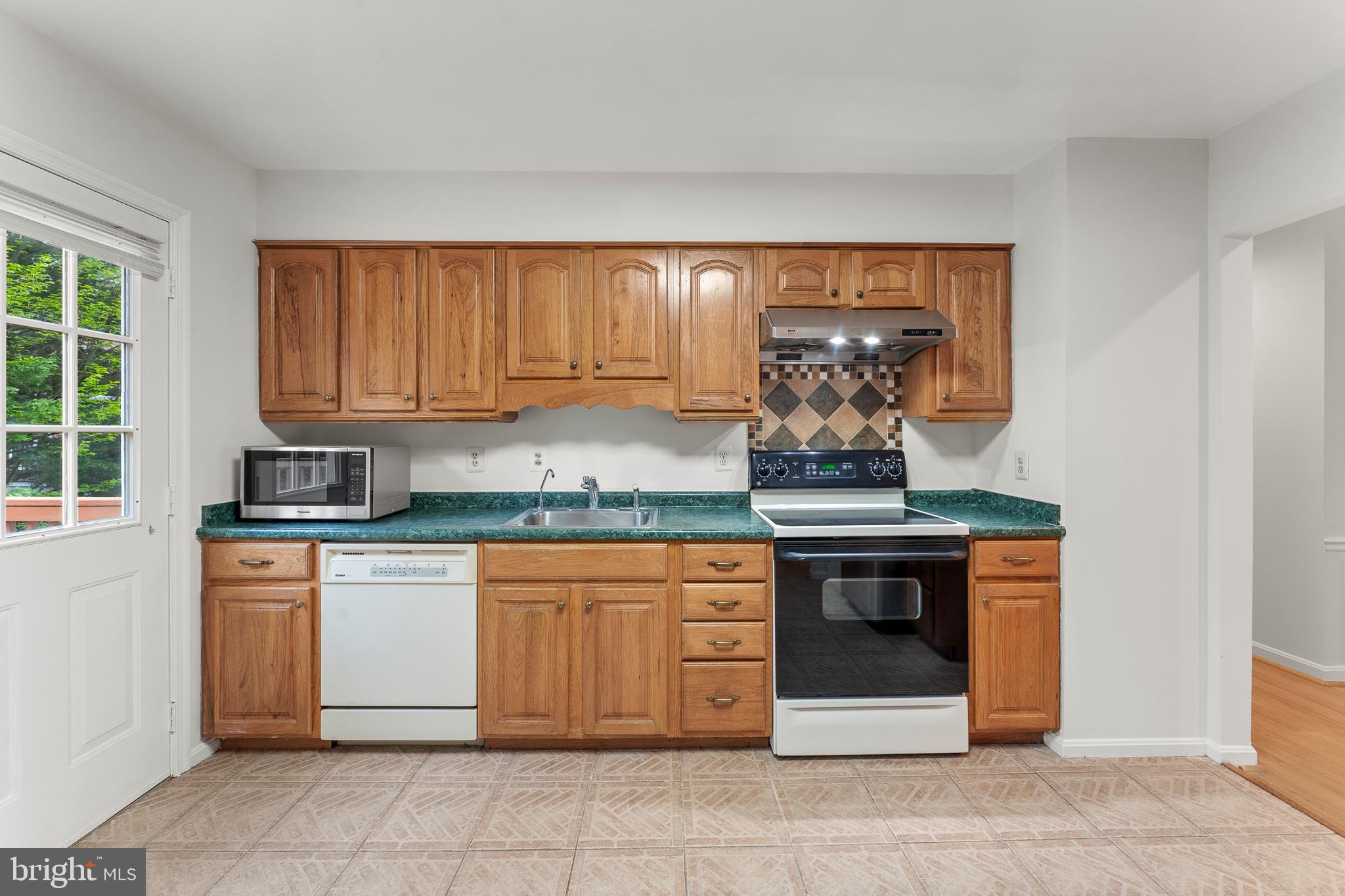 8003 MATT COURT