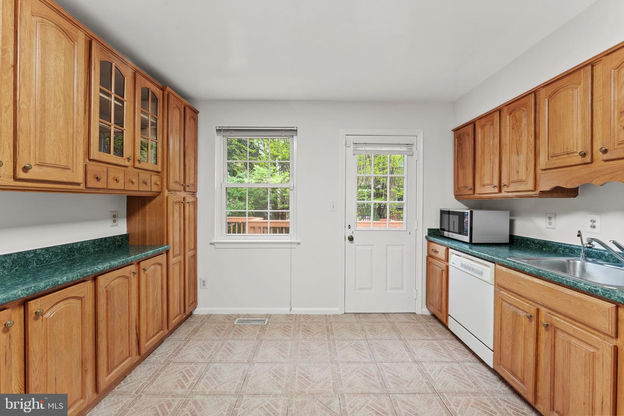 8003 MATT COURT