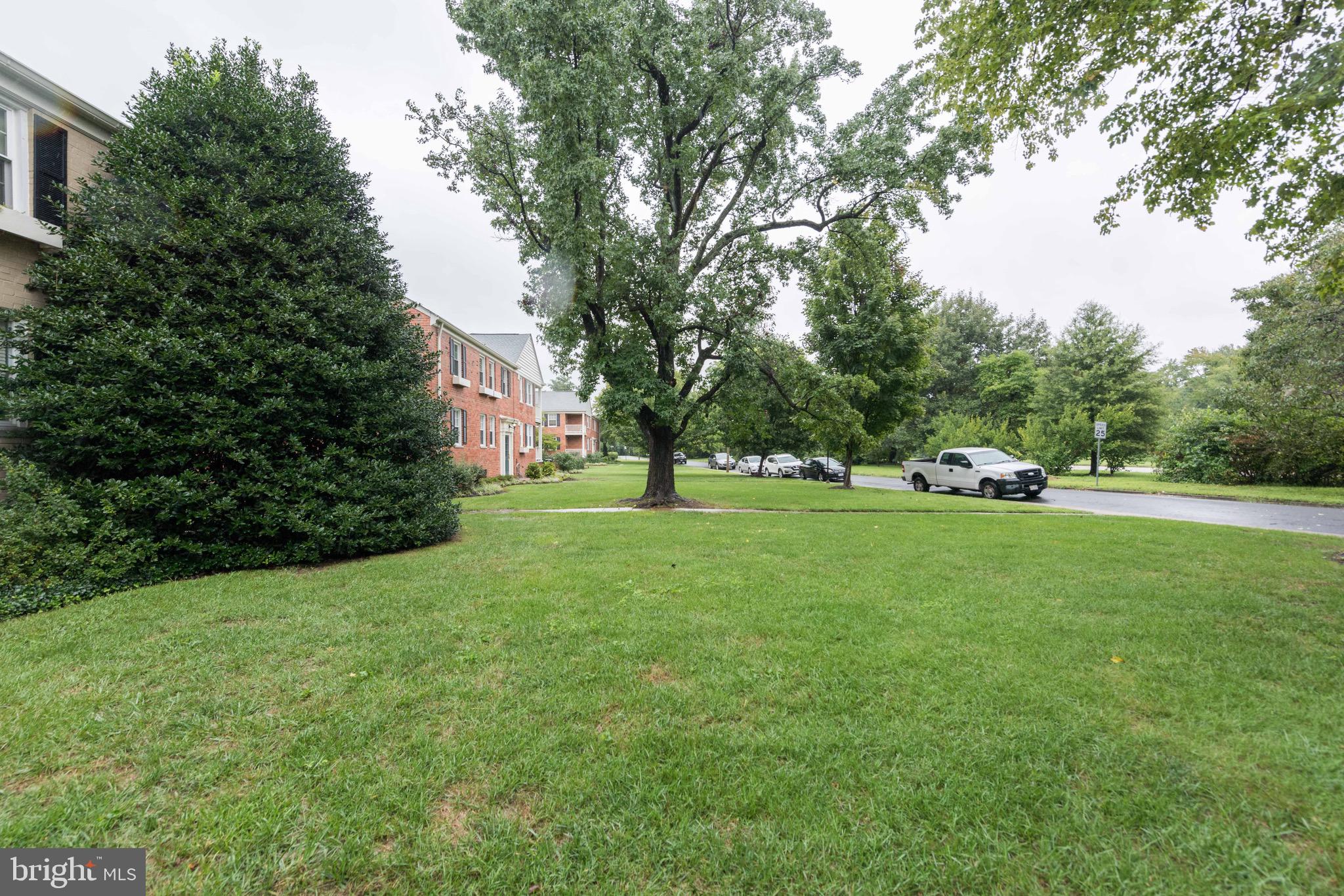 6512 BOULEVARD VIEW B2