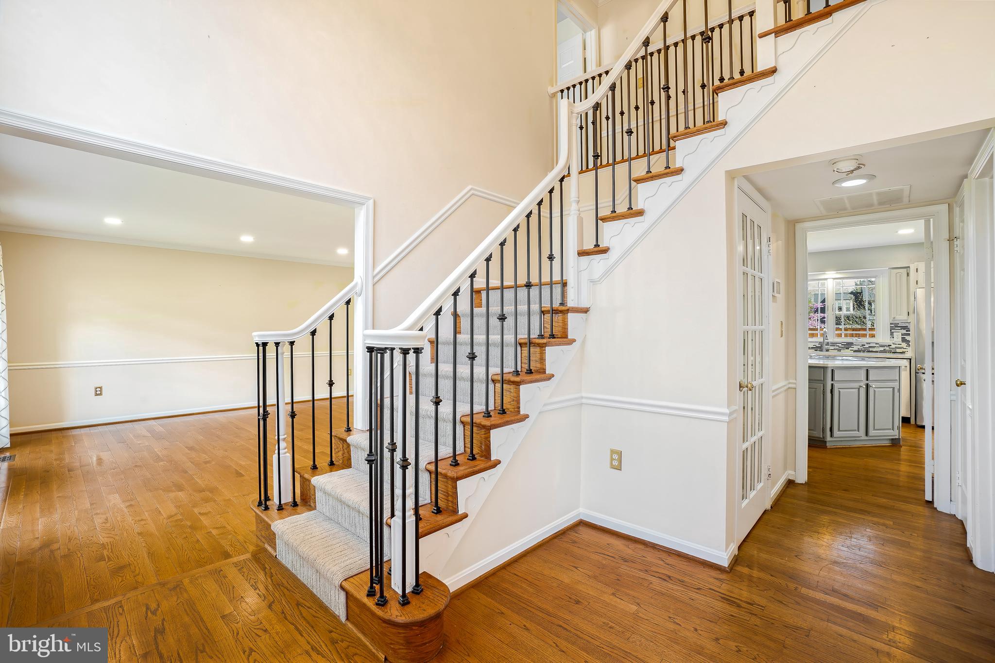 8212 COLLINGWOOD COURT